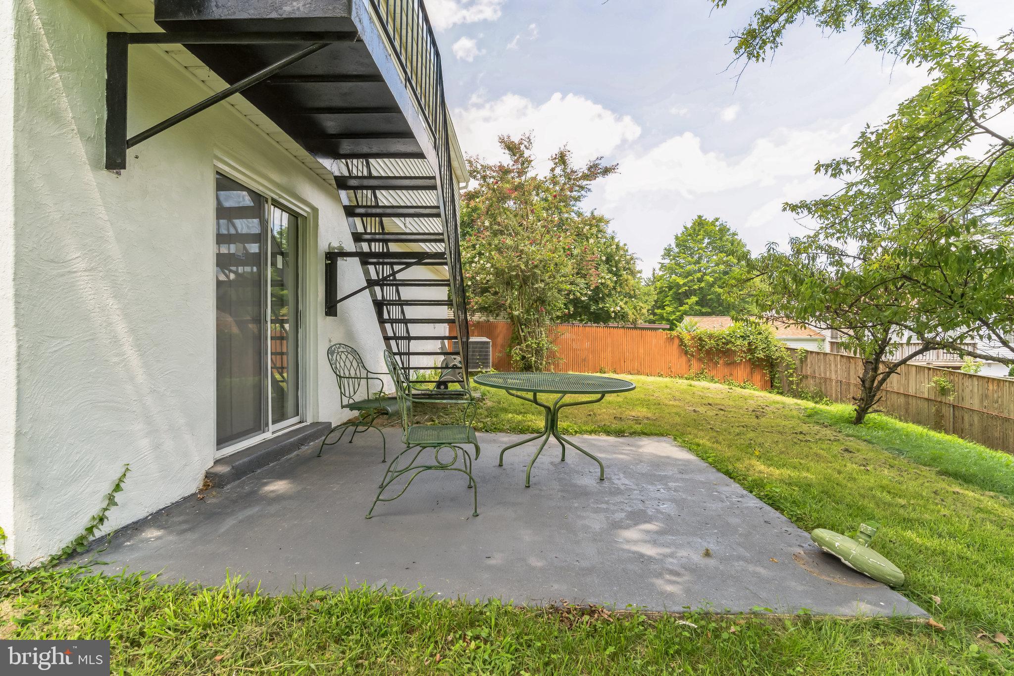 COLETON KNOLL - Residential