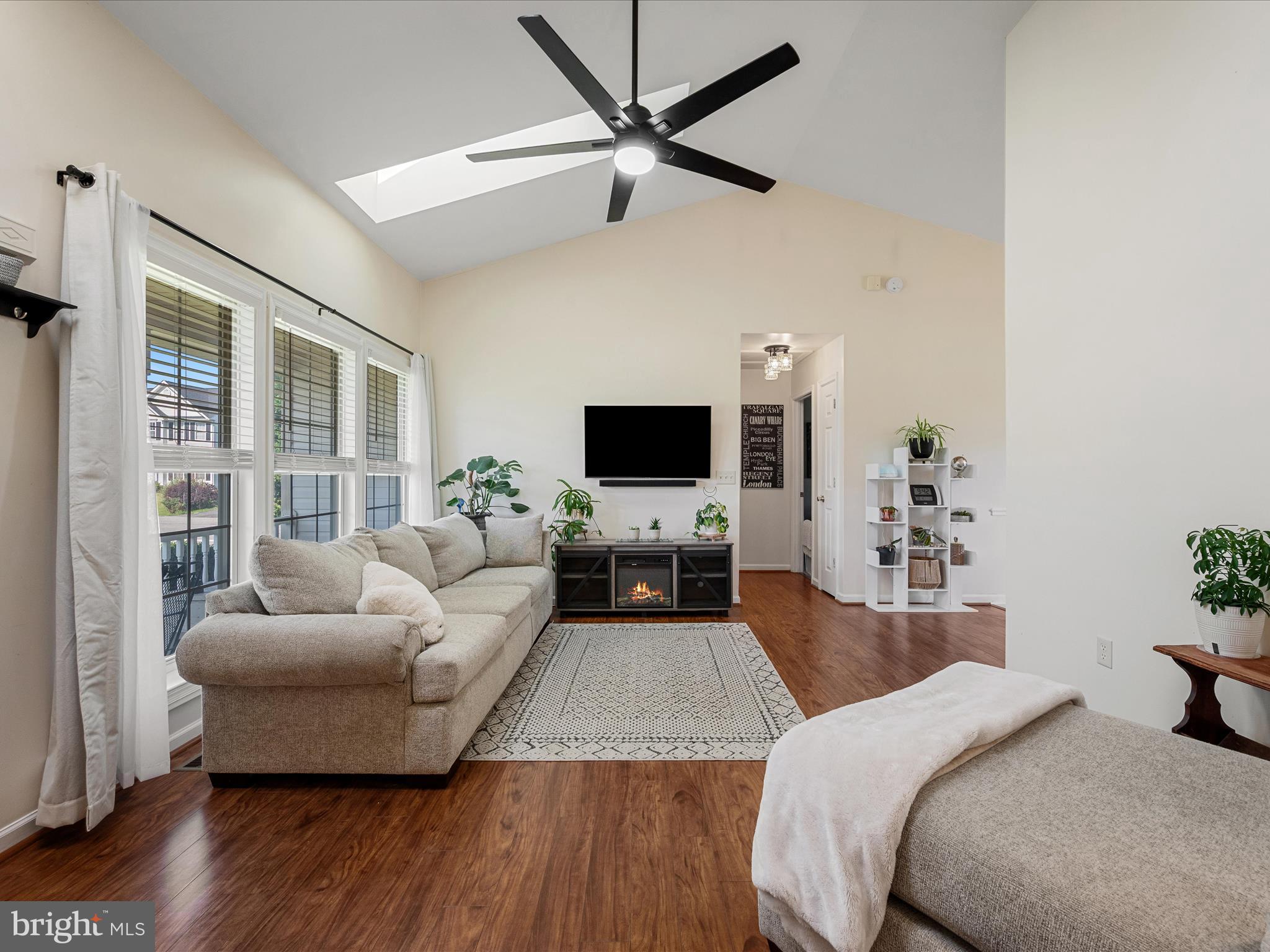 27 YARDLEY COURT