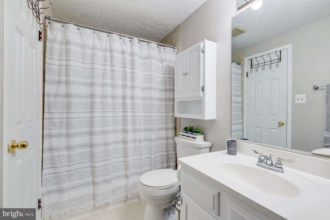 POHICK VILLAGE - Residential