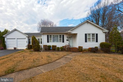 Photo of 30 Cooper Avenue, MARLTON, NJ 08053 (MLS # NJBL2086202)