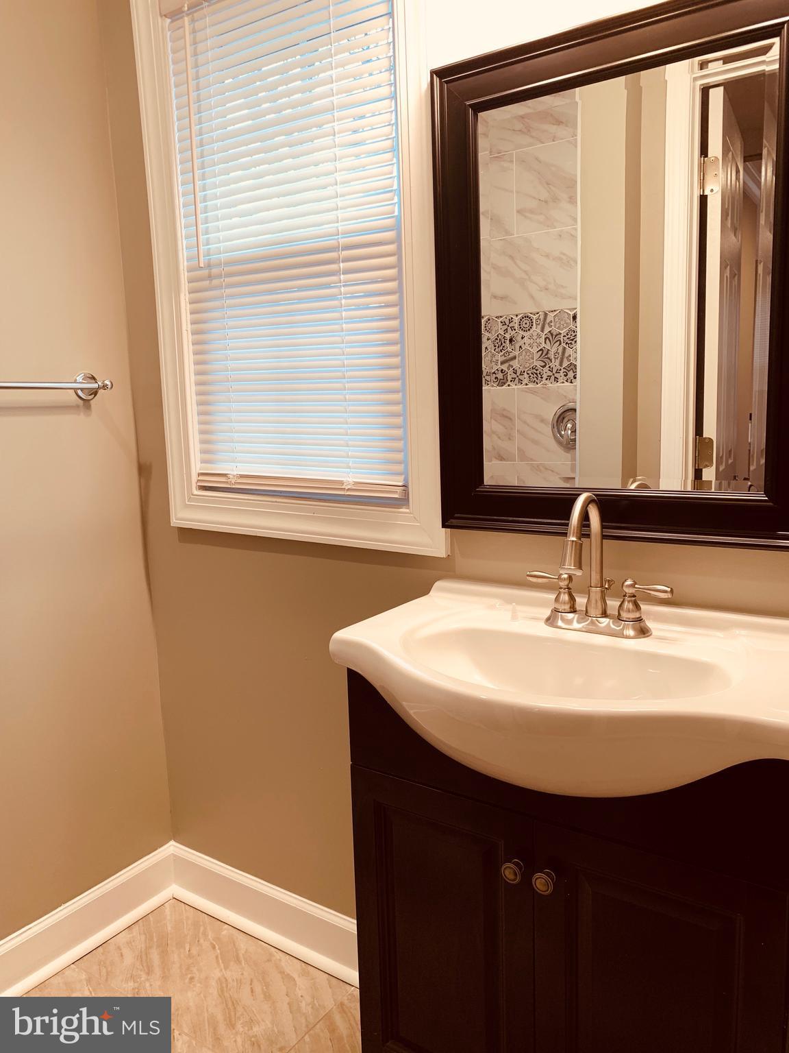 WINSTON GOVANS - Residential