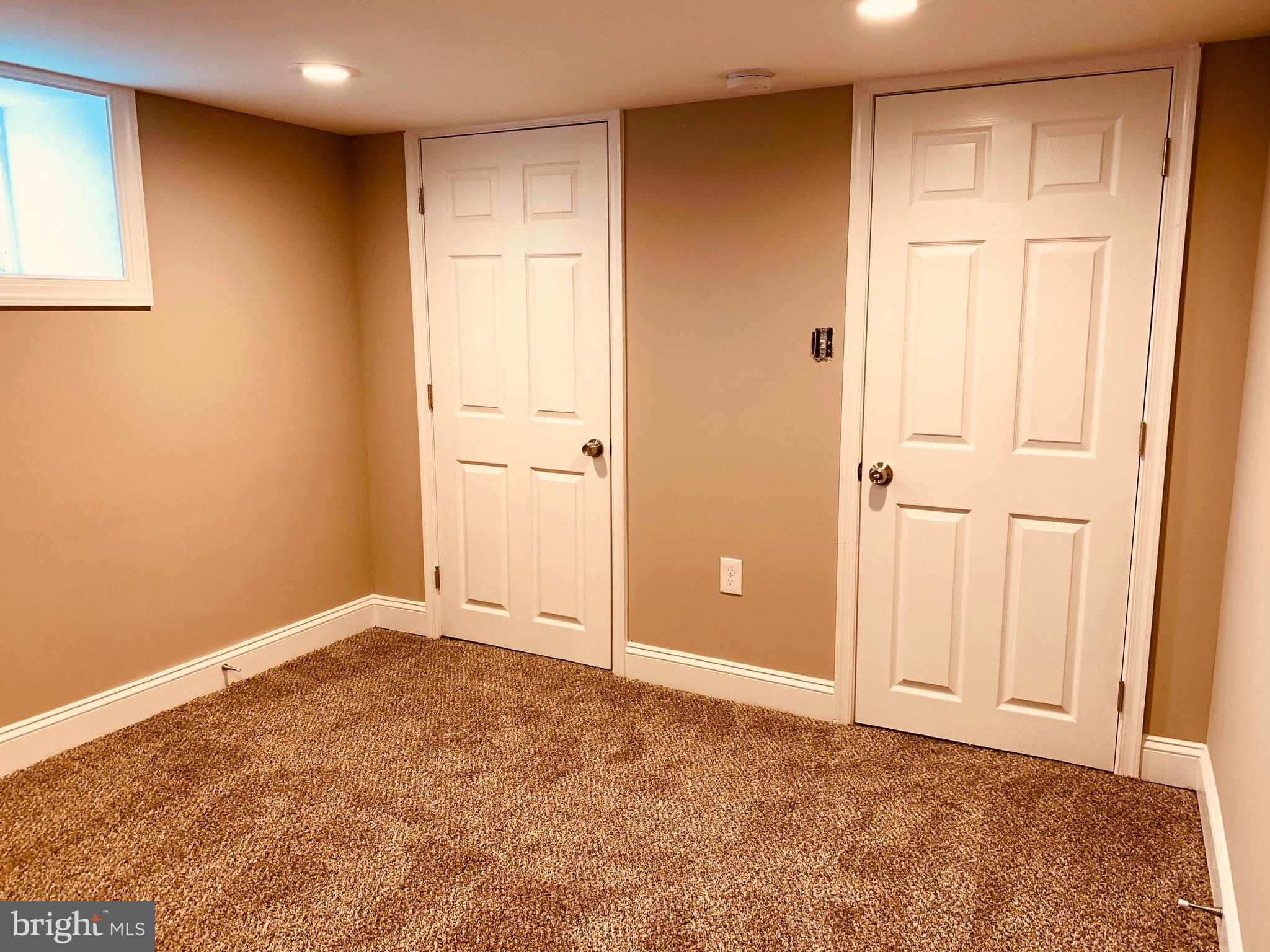 WINSTON GOVANS - Residential