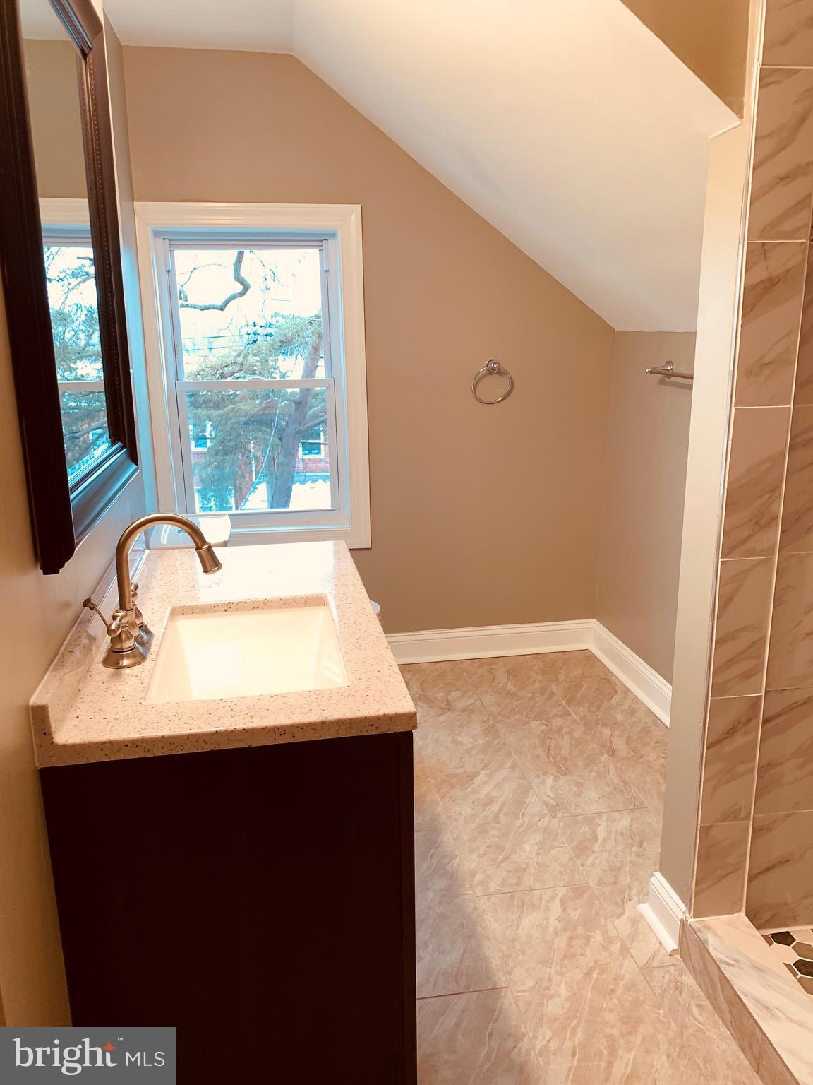 WINSTON GOVANS - Residential