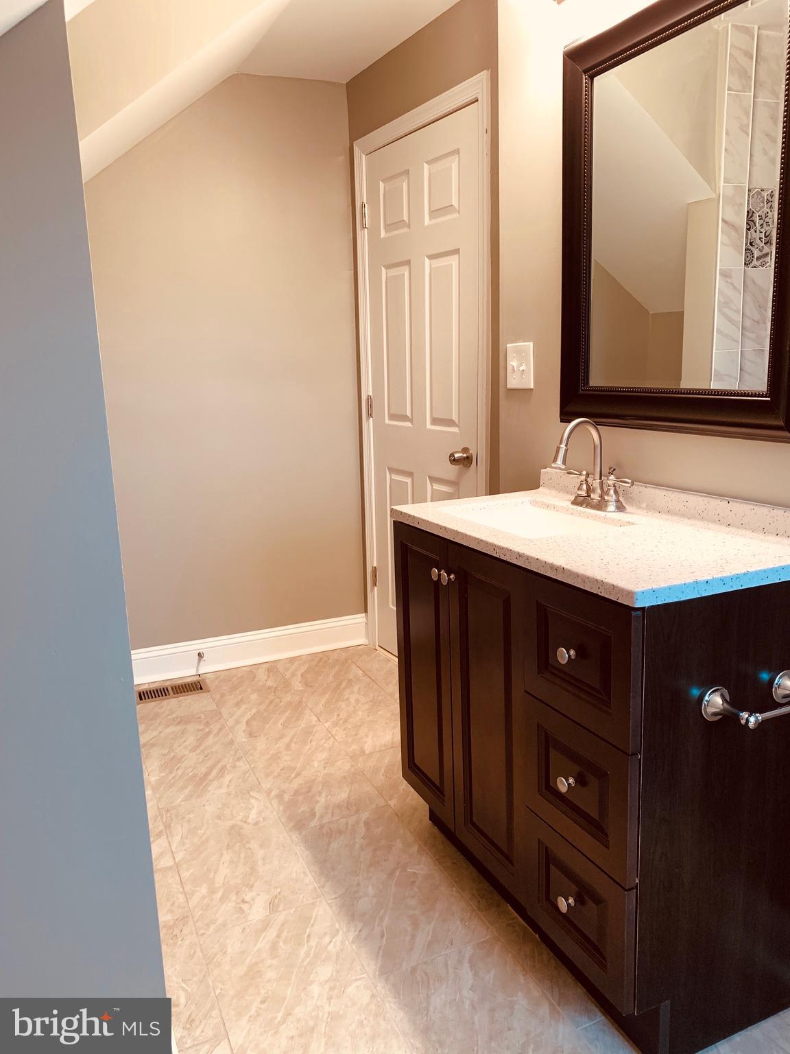 WINSTON GOVANS - Residential