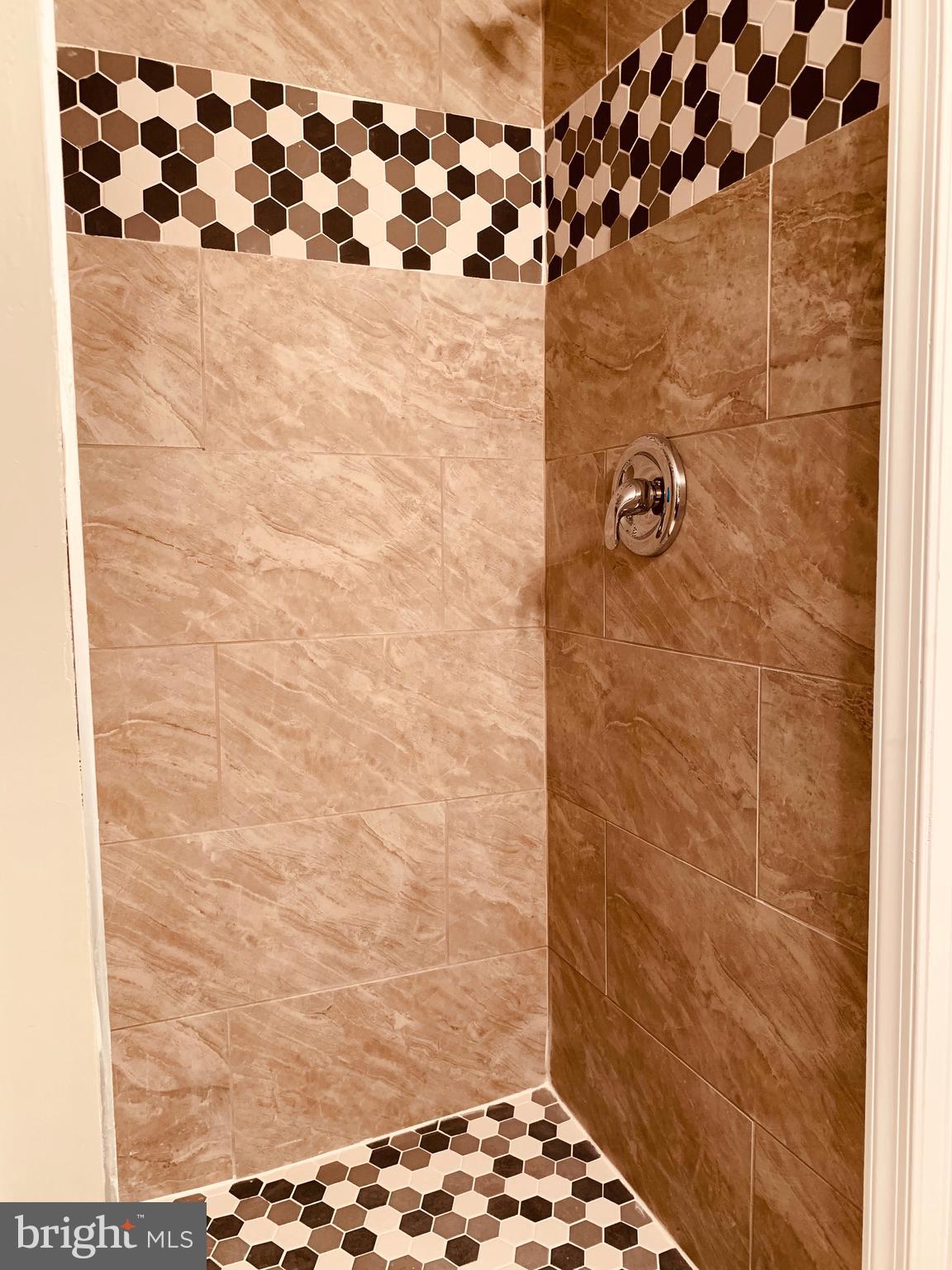 WINSTON GOVANS - Residential