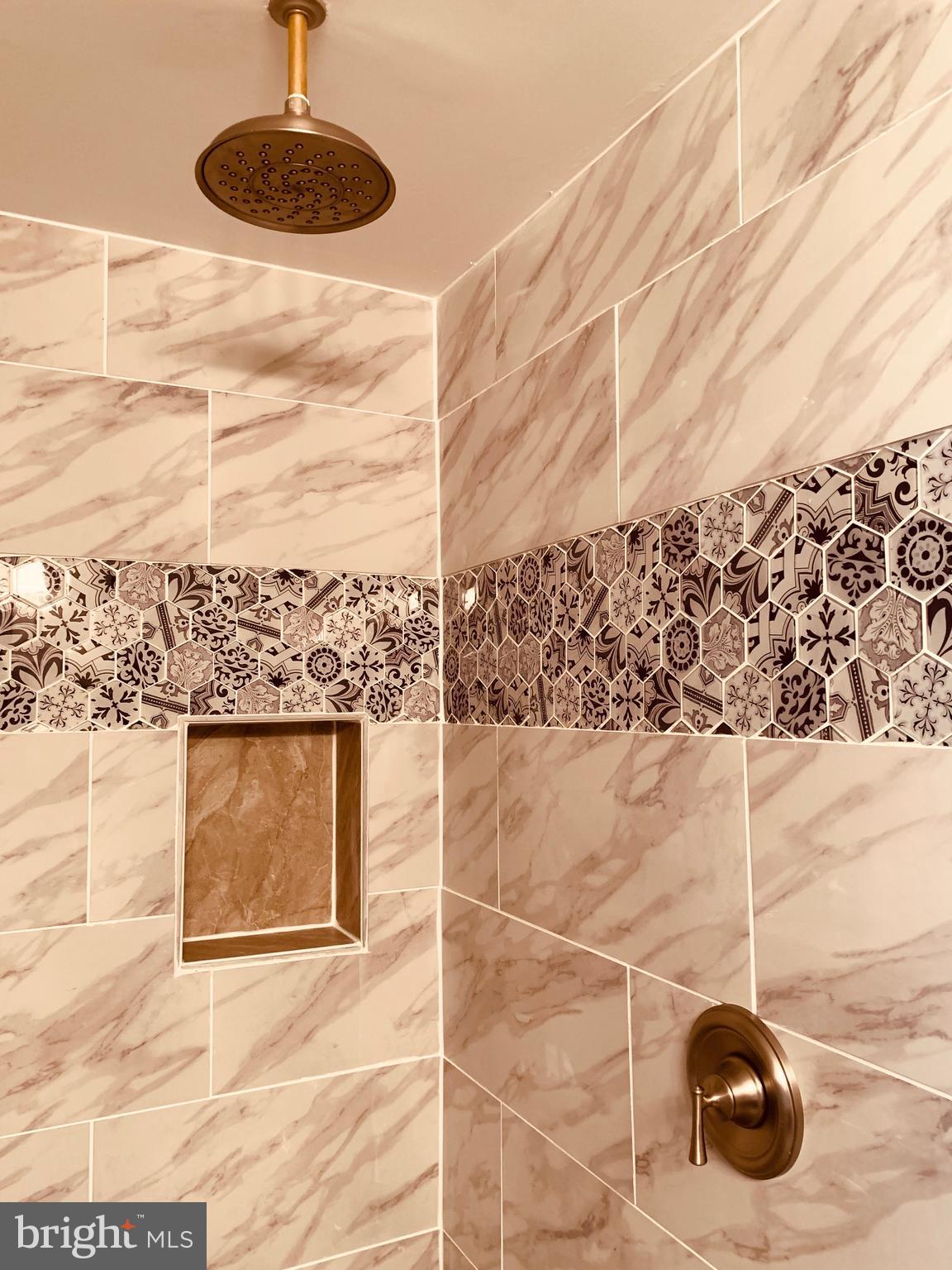 WINSTON GOVANS - Residential