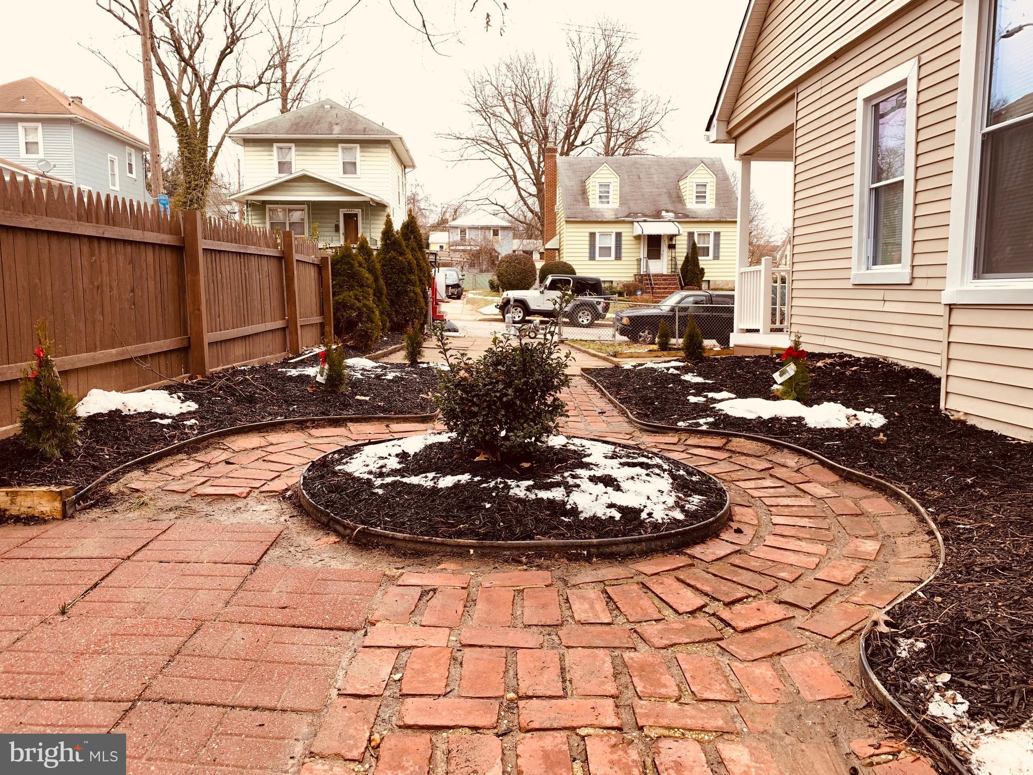 WINSTON GOVANS - Residential