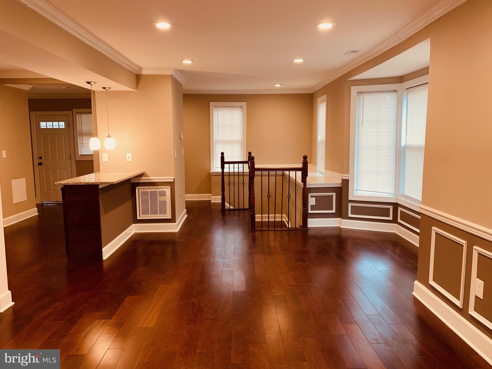 WINSTON GOVANS - Residential