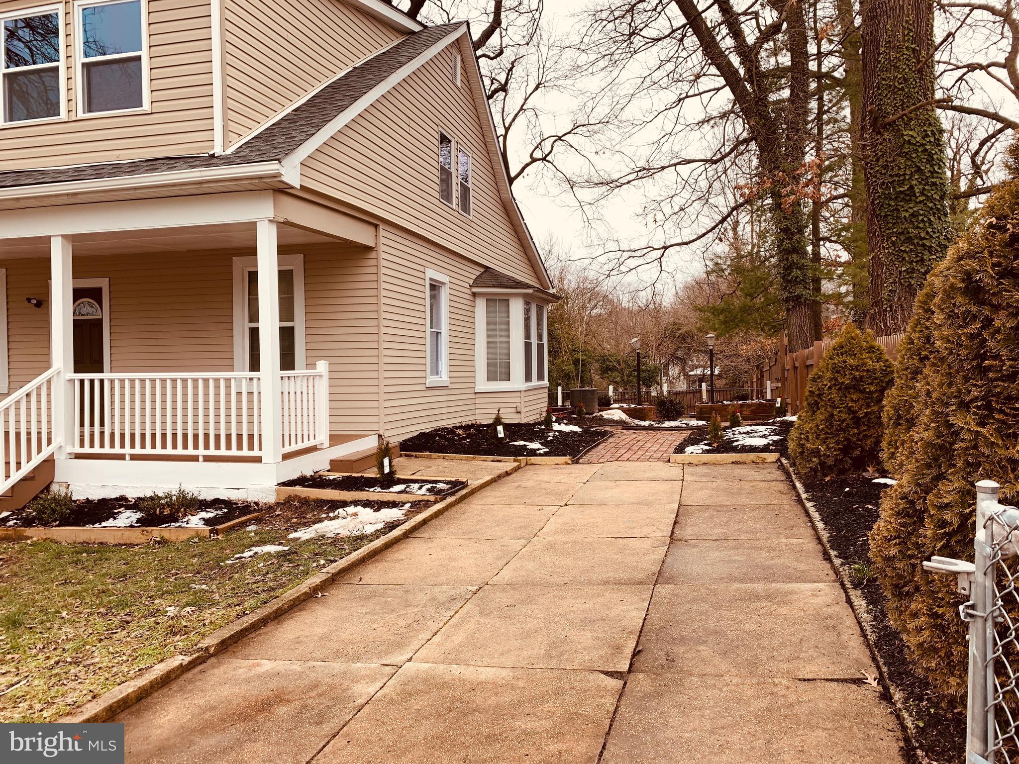 WINSTON GOVANS - Residential