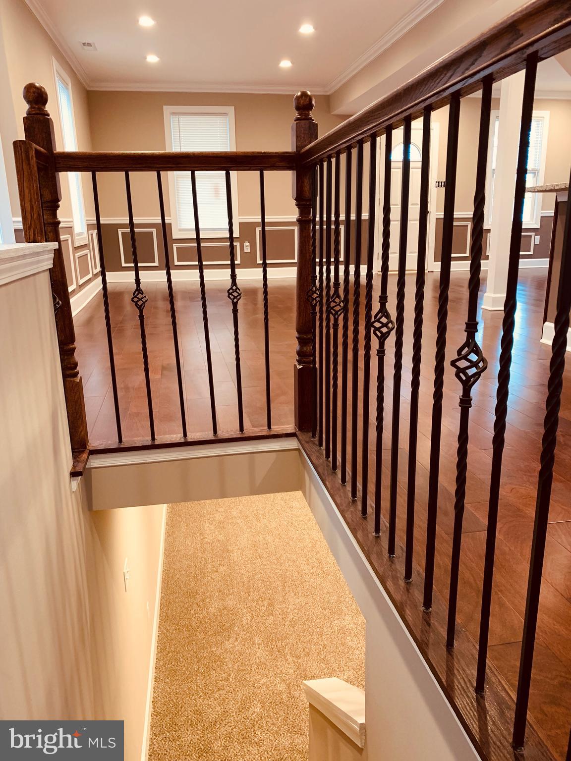 WINSTON GOVANS - Residential