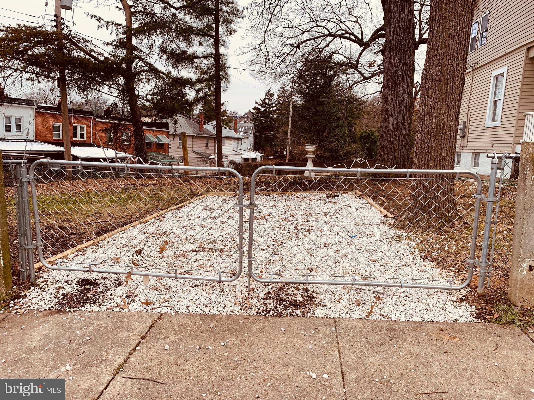 WINSTON GOVANS - Residential