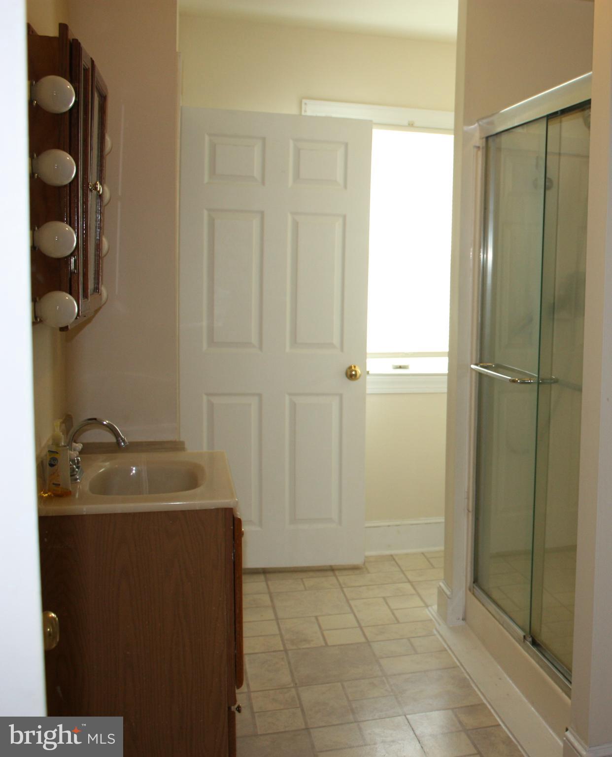 TRAPP RD - Residential Lease