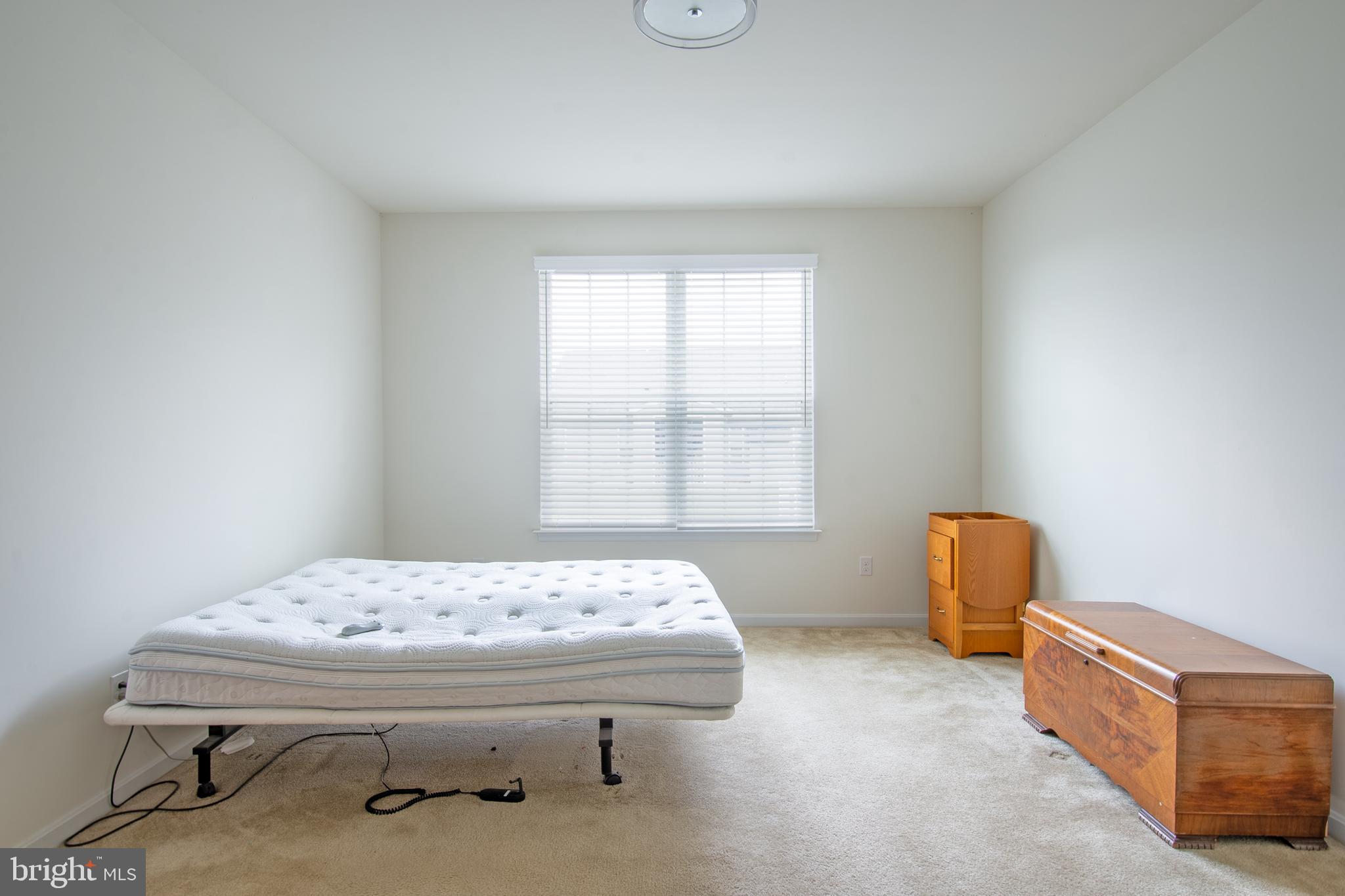 CHAMPIONS CLUB - Residential