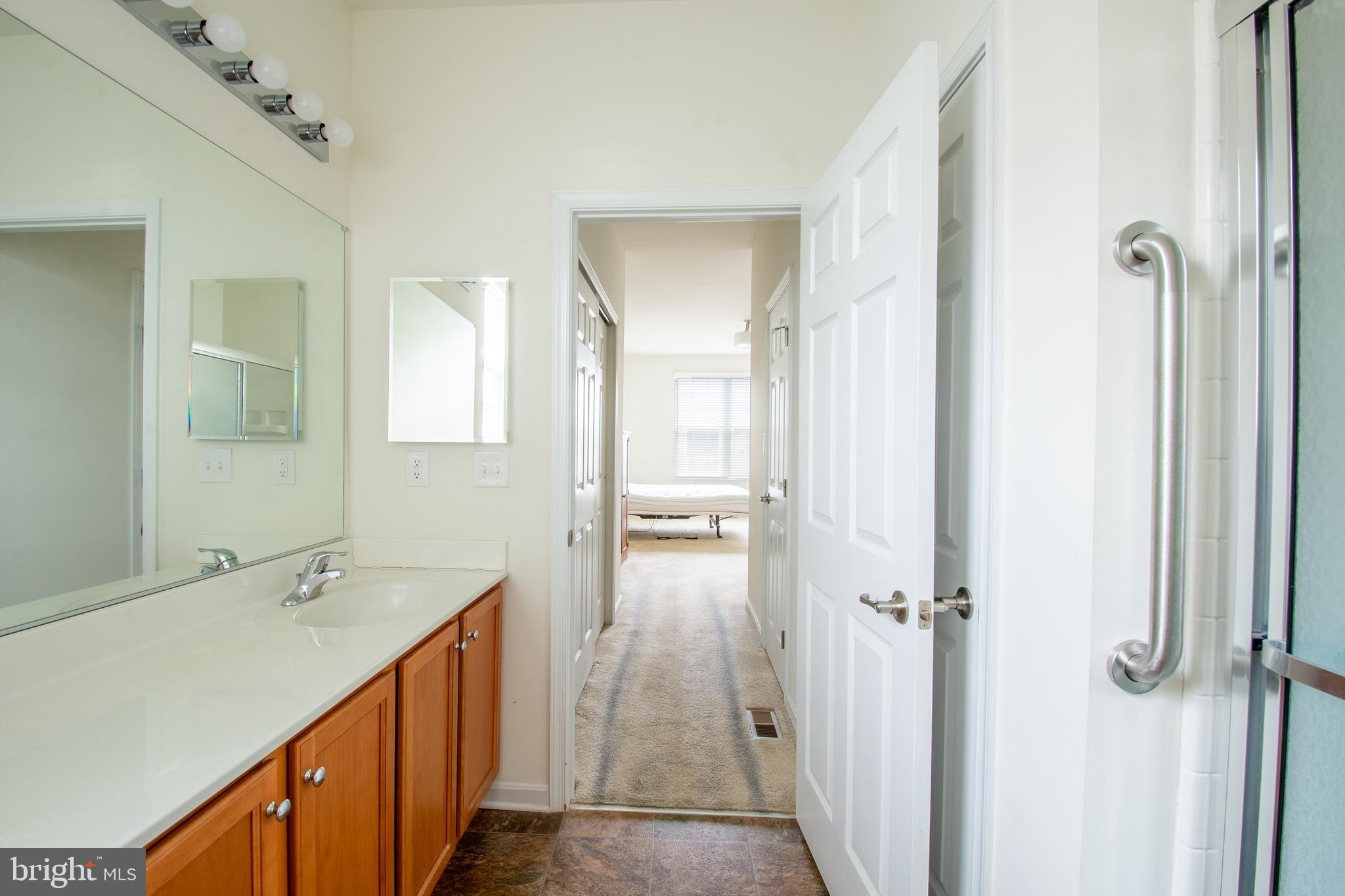 CHAMPIONS CLUB - Residential