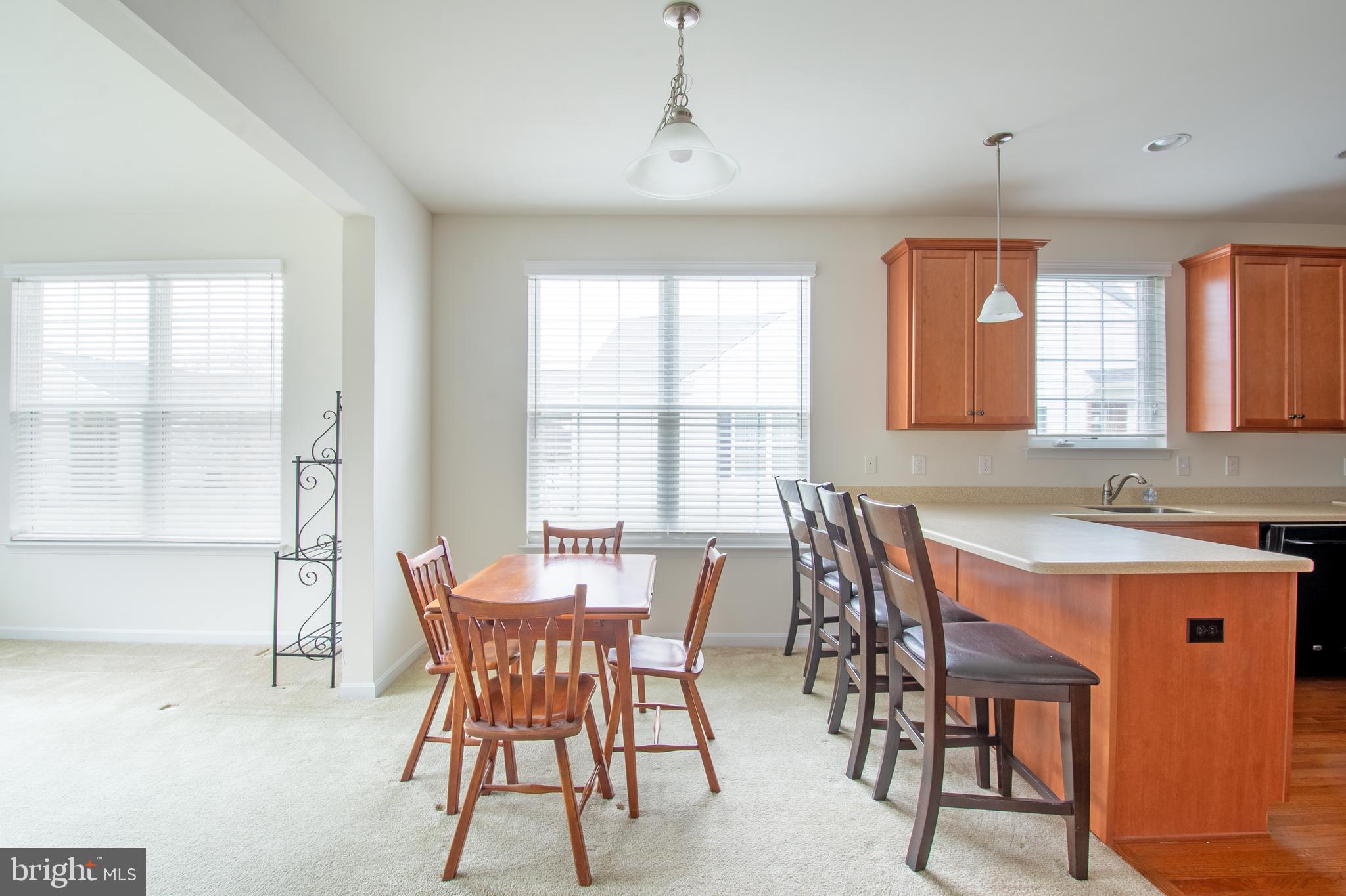 CHAMPIONS CLUB - Residential