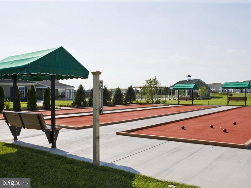 CHAMPIONS CLUB - Residential