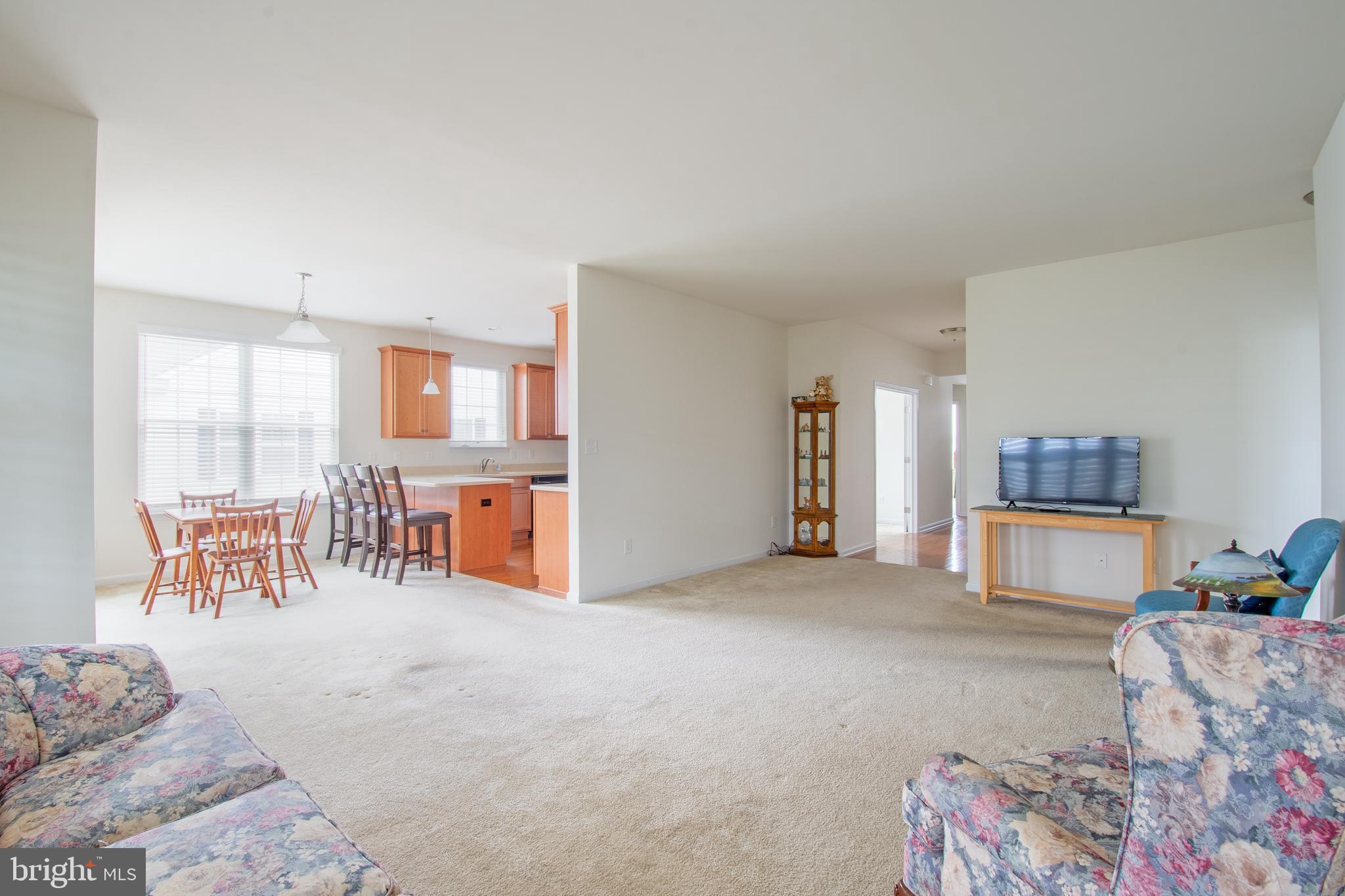 CHAMPIONS CLUB - Residential