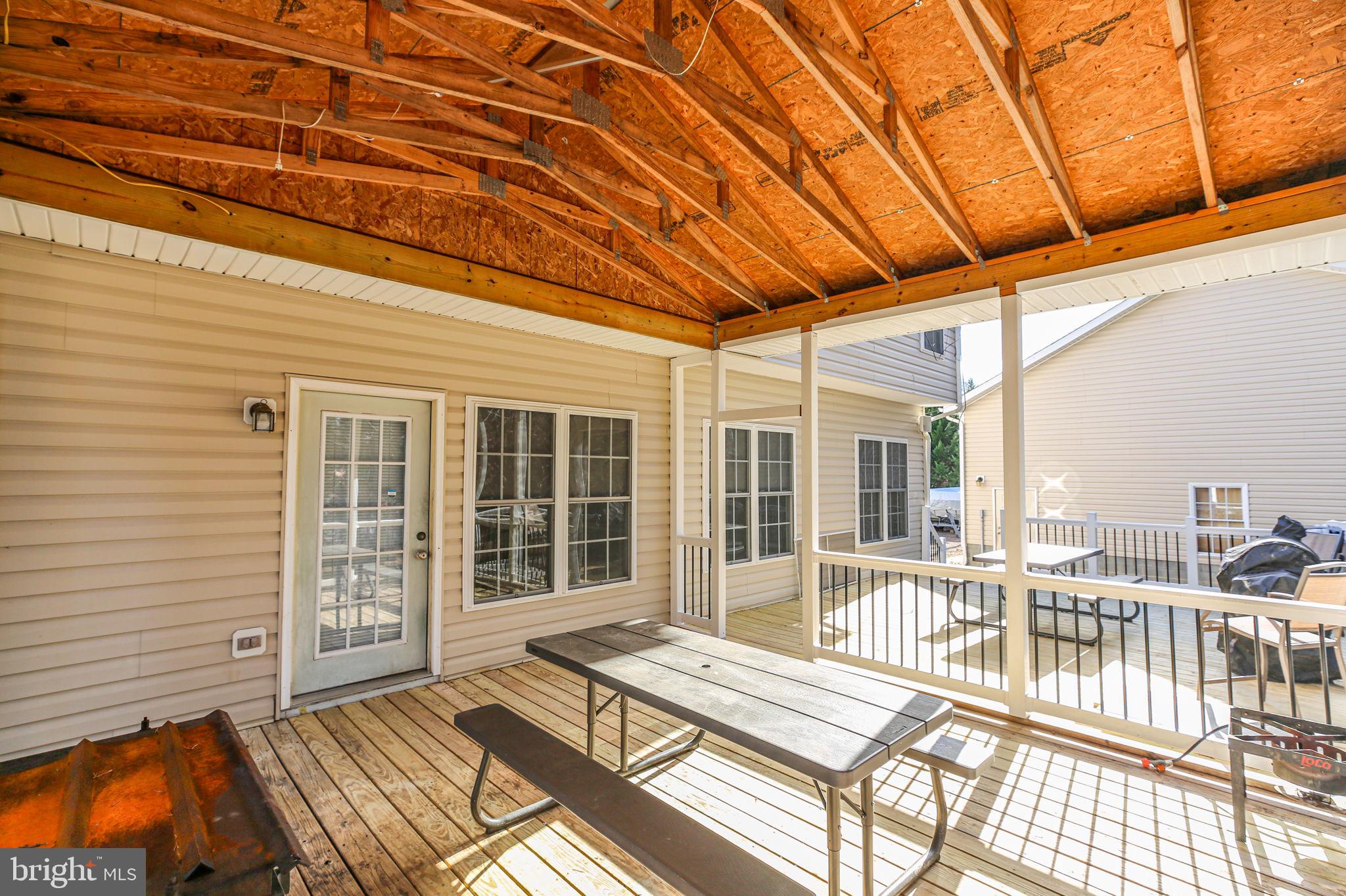 DEER RUN - Residential