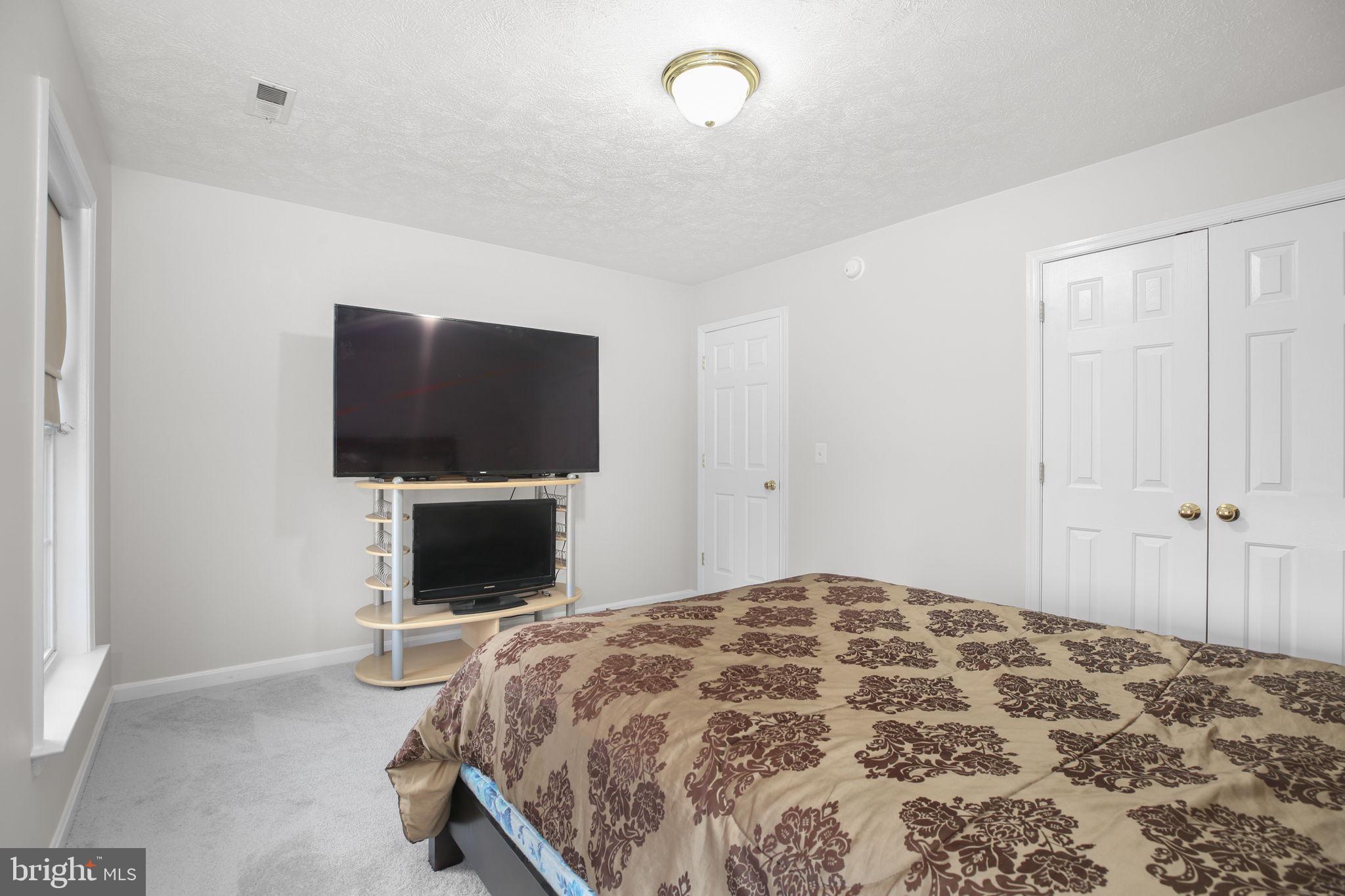 DEER RUN - Residential