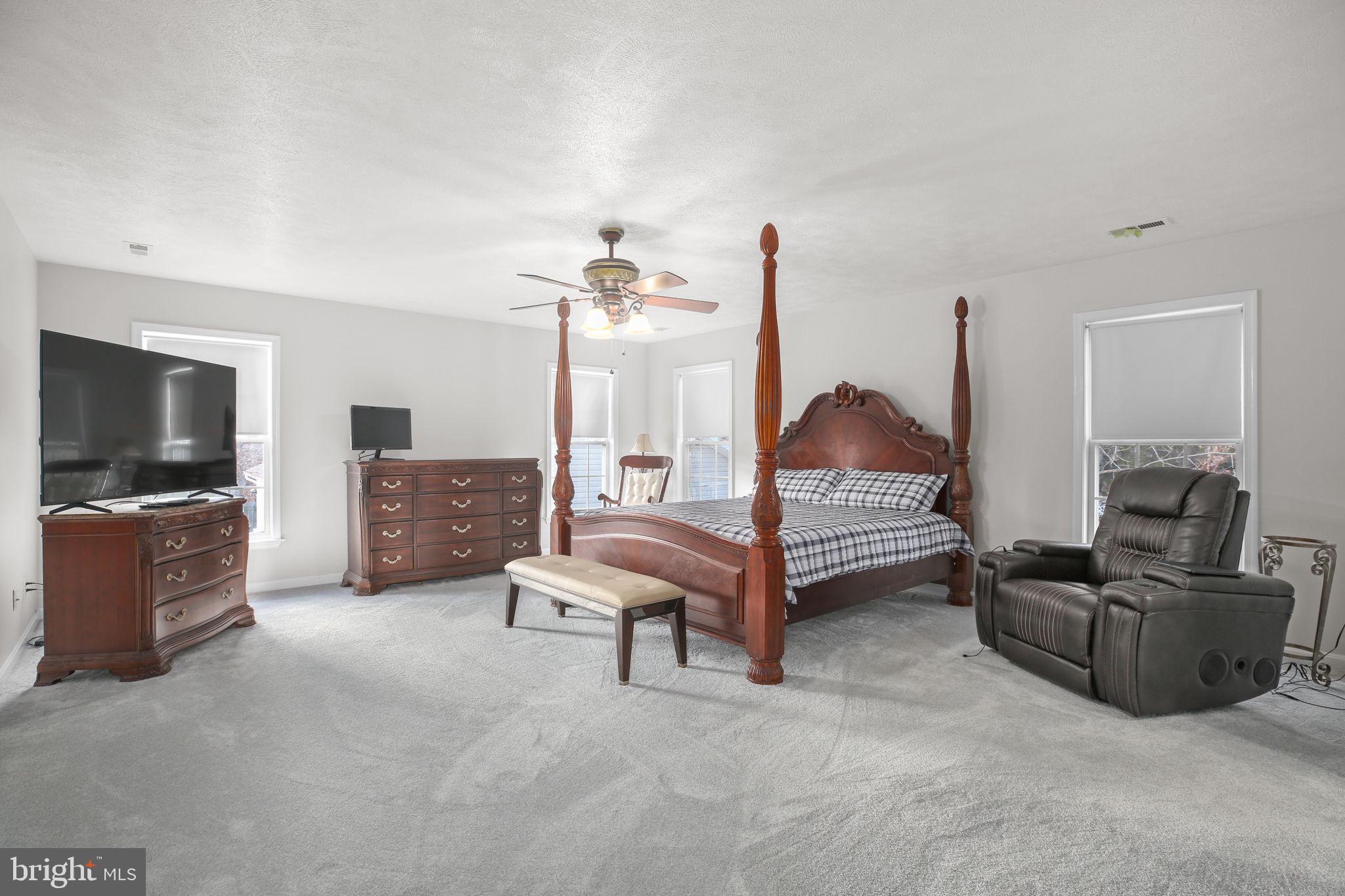 DEER RUN - Residential