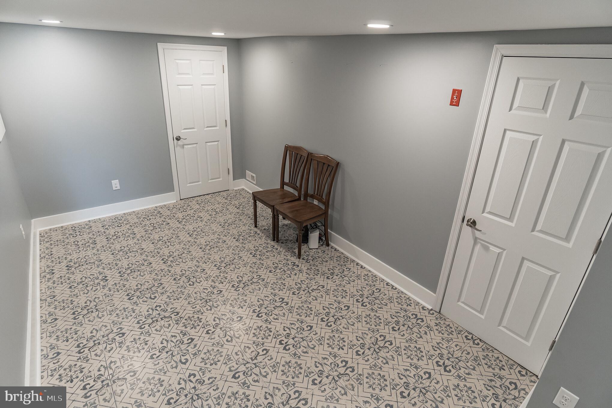 CONSHOHOCKEN - Residential