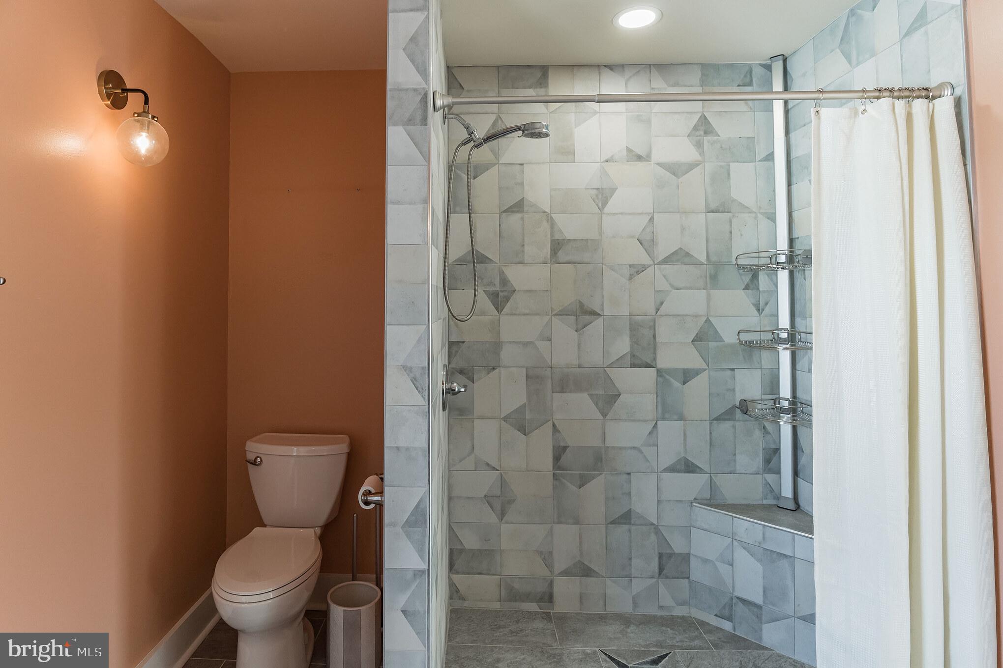 CONSHOHOCKEN - Residential