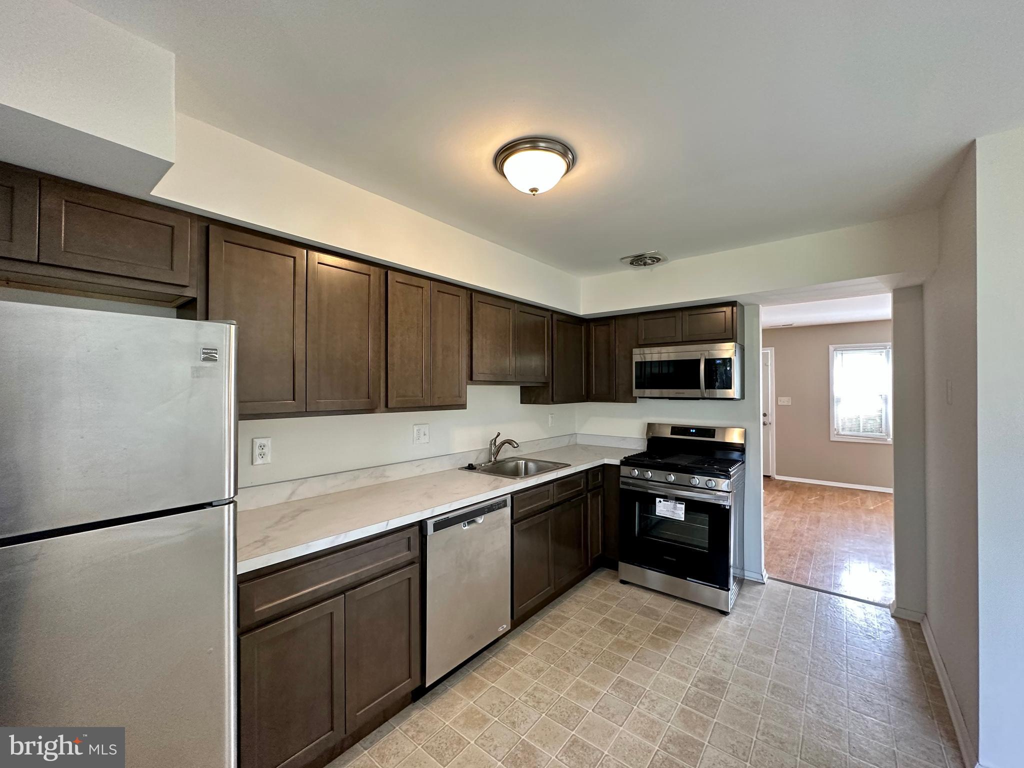 MILFORD MILL - Residential Lease