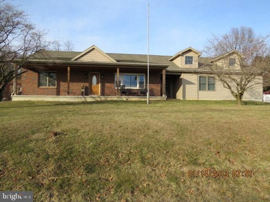 One floor living! 4BR, 2.5BA Cape on 1.6 Acres! MBR Suite w/tile shower, Jacuzzi tub, & W-I-C. Large Eat-In-Kitchen w/quartz counter tops, tile back splash, island, stainless steel appliances. Plenty of closet space throughout. Pella Windows. 4 Heating Zones. Radiant heated flooring, office, living room, 400 SqFt  bonus room, & 2-car garage. Outdoor covered patio, oil furnace for heating, or use outdoor wood burner to heat the entire house!