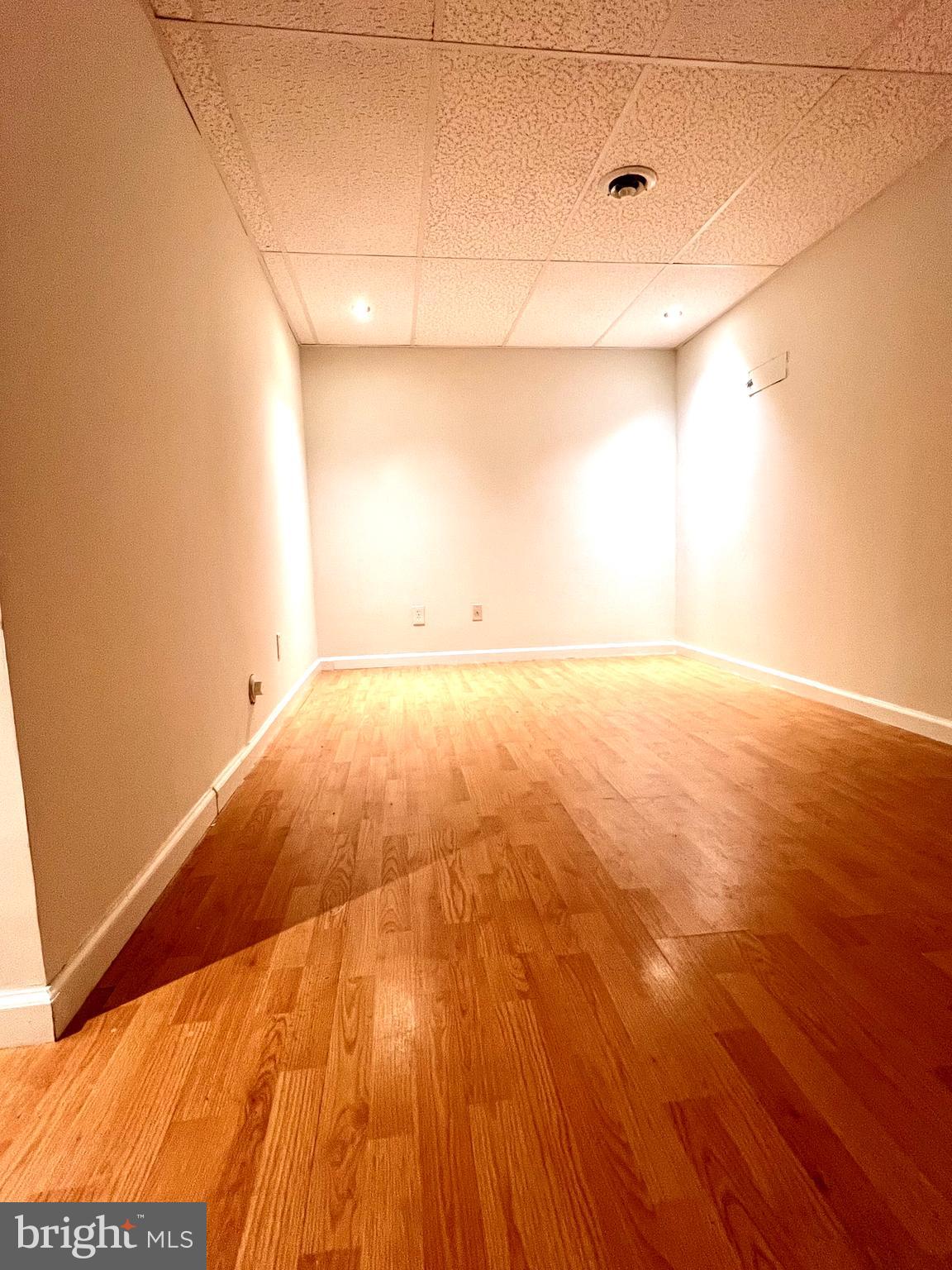 MILLS FARM - Residential