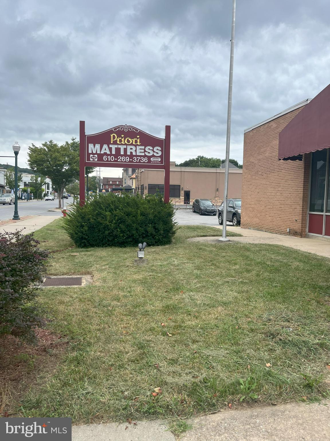 45 W LANCASTER AVENUE