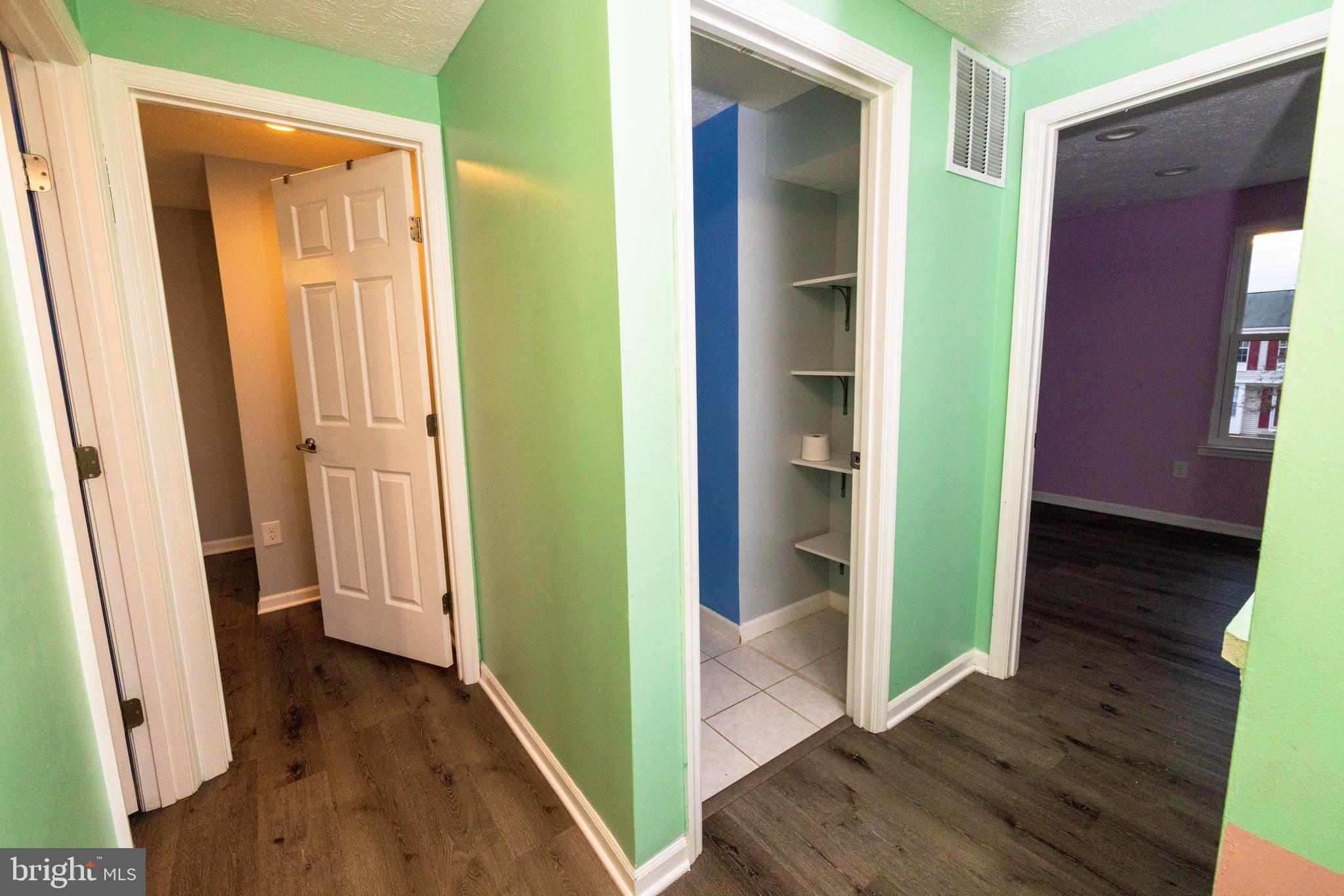 PARKVIEW TRAIL - Residential