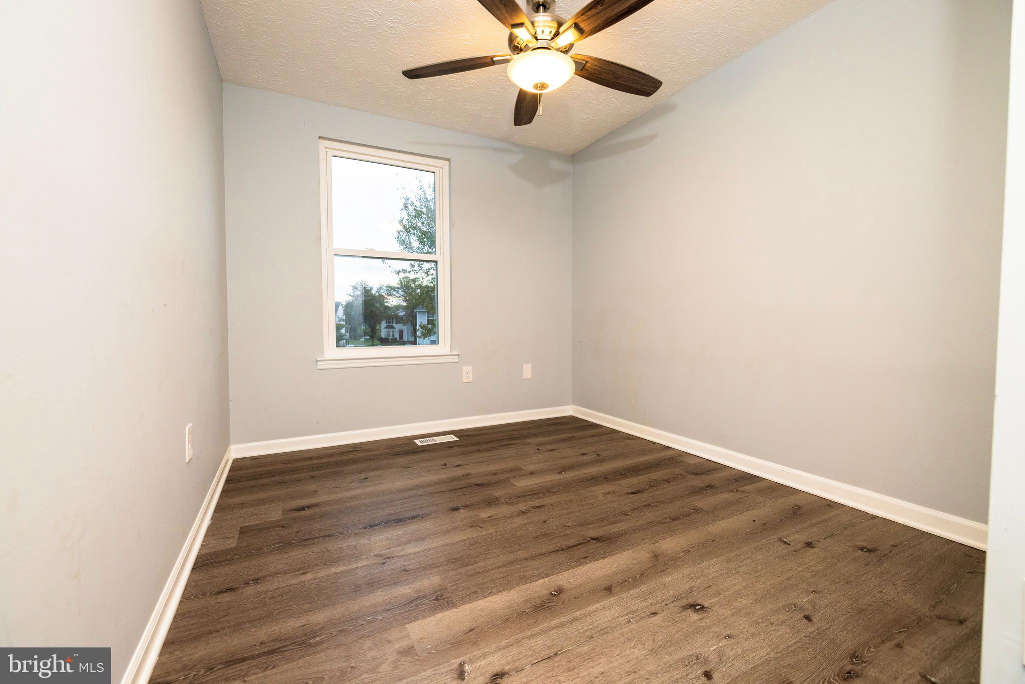 PARKVIEW TRAIL - Residential