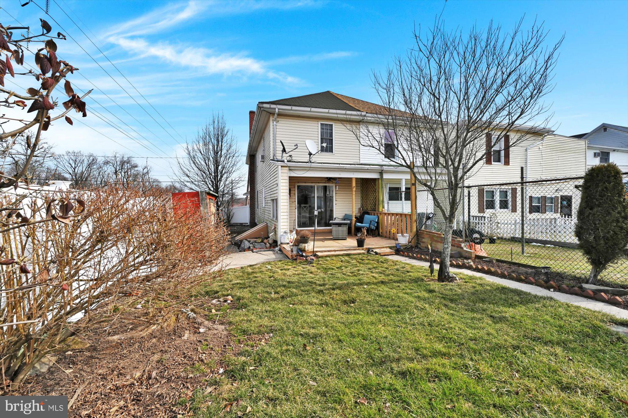 FRACKVILLE - Residential