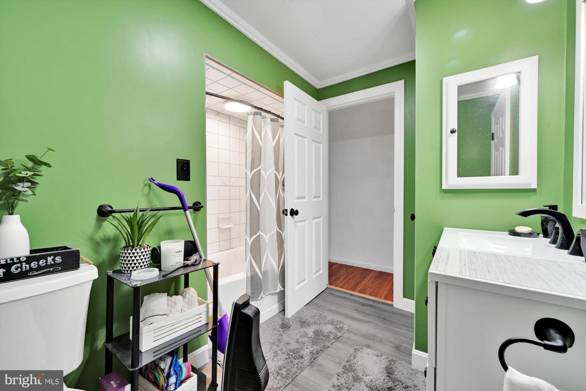 FRACKVILLE - Residential