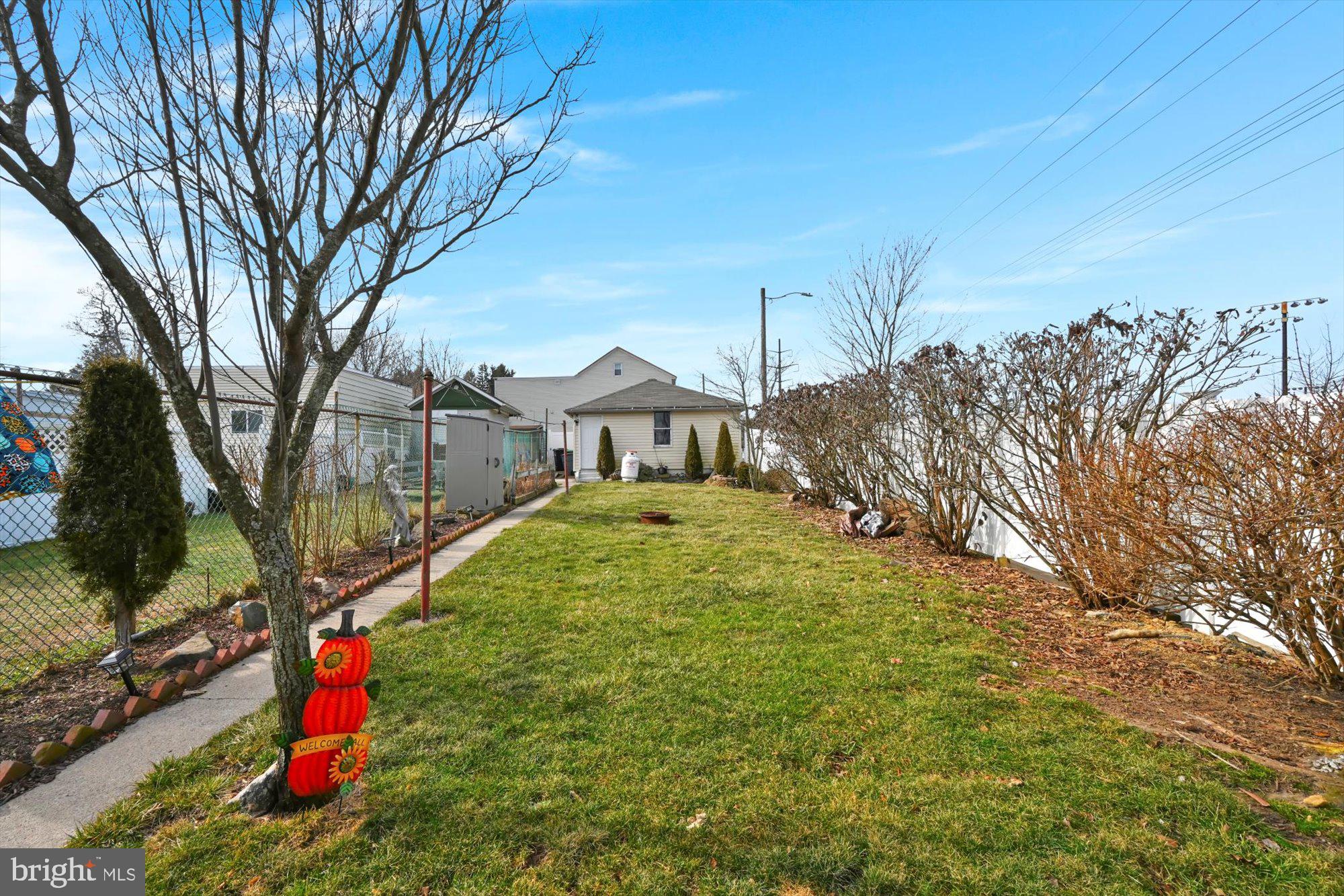 FRACKVILLE - Residential