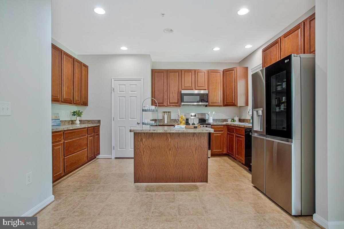 SAN FRANCISCO BY THE BAY - Residential