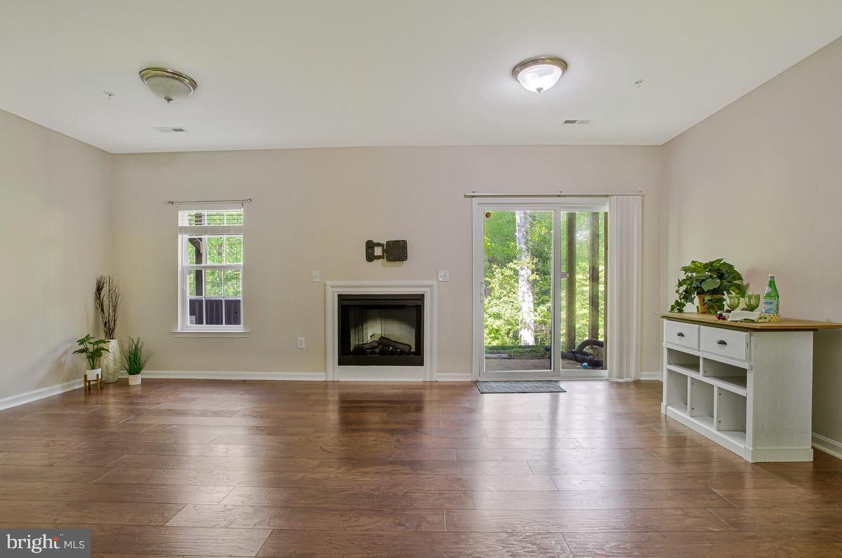 SAN FRANCISCO BY THE BAY - Residential