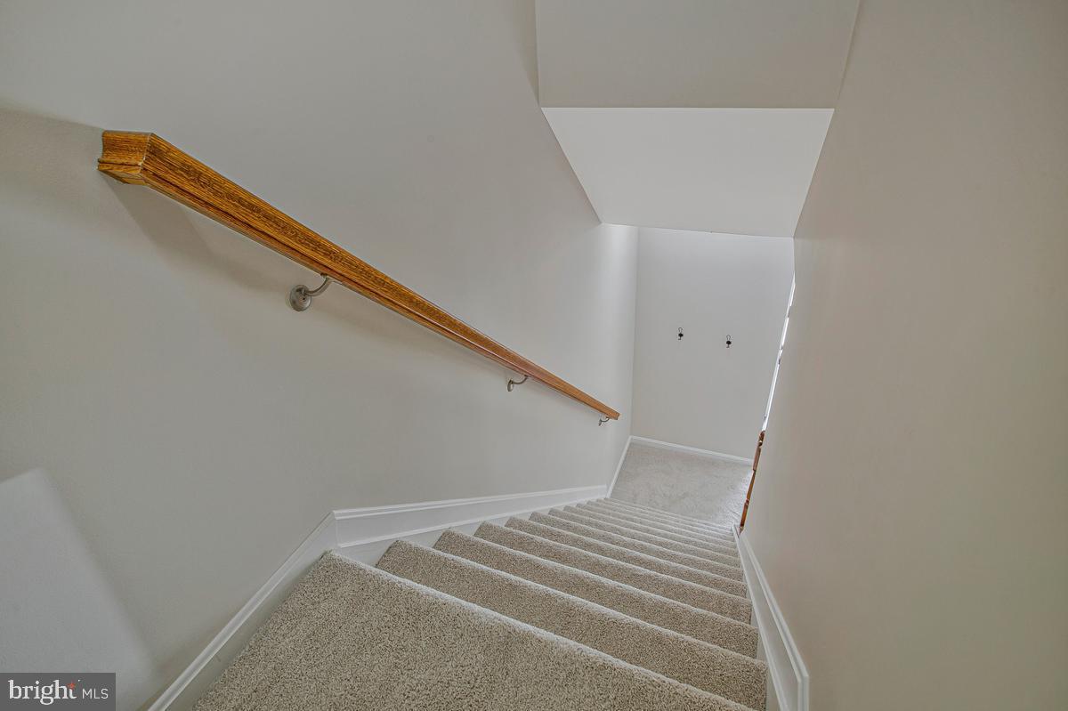 SAN FRANCISCO BY THE BAY - Residential