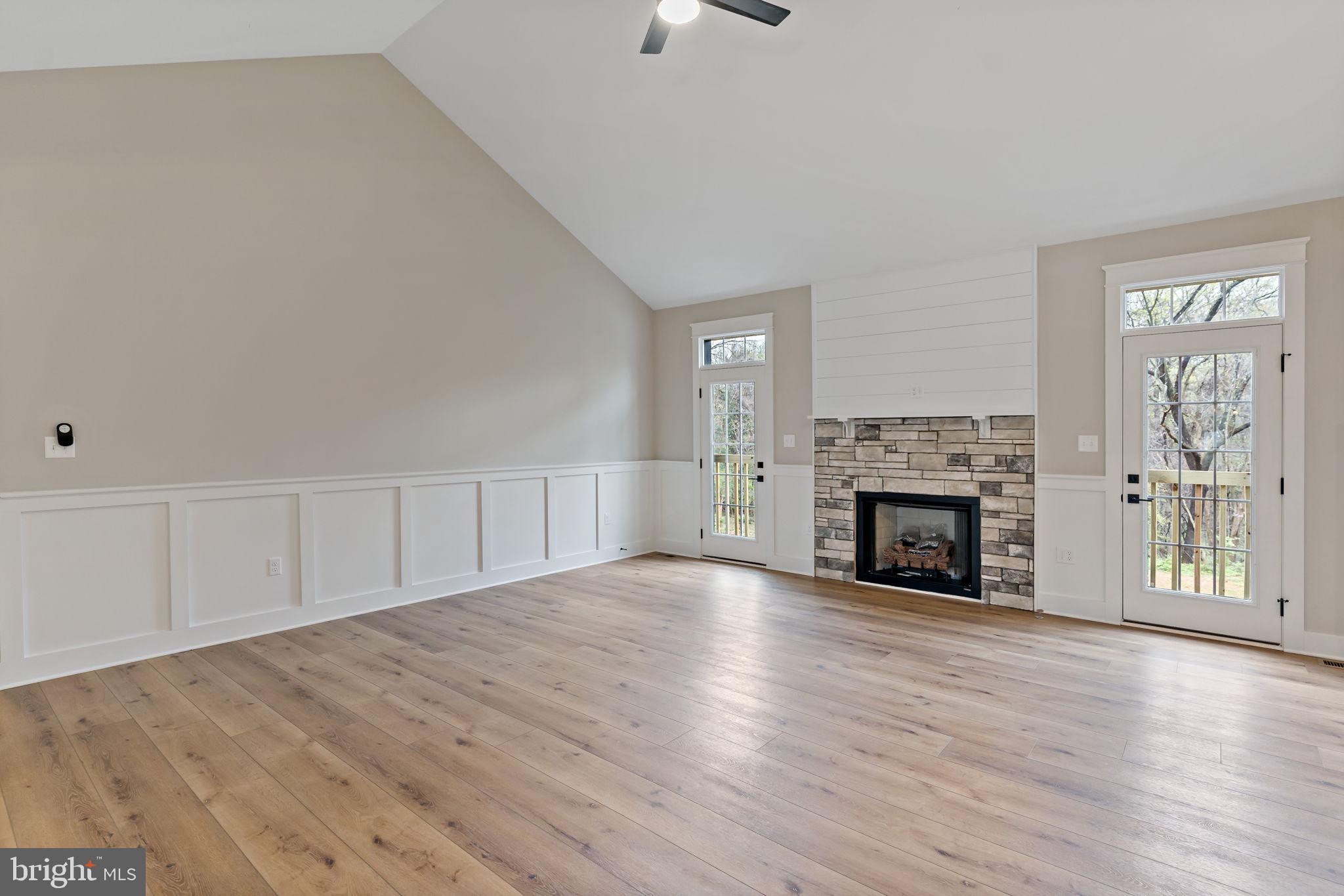 CORNERSTONE - Residential