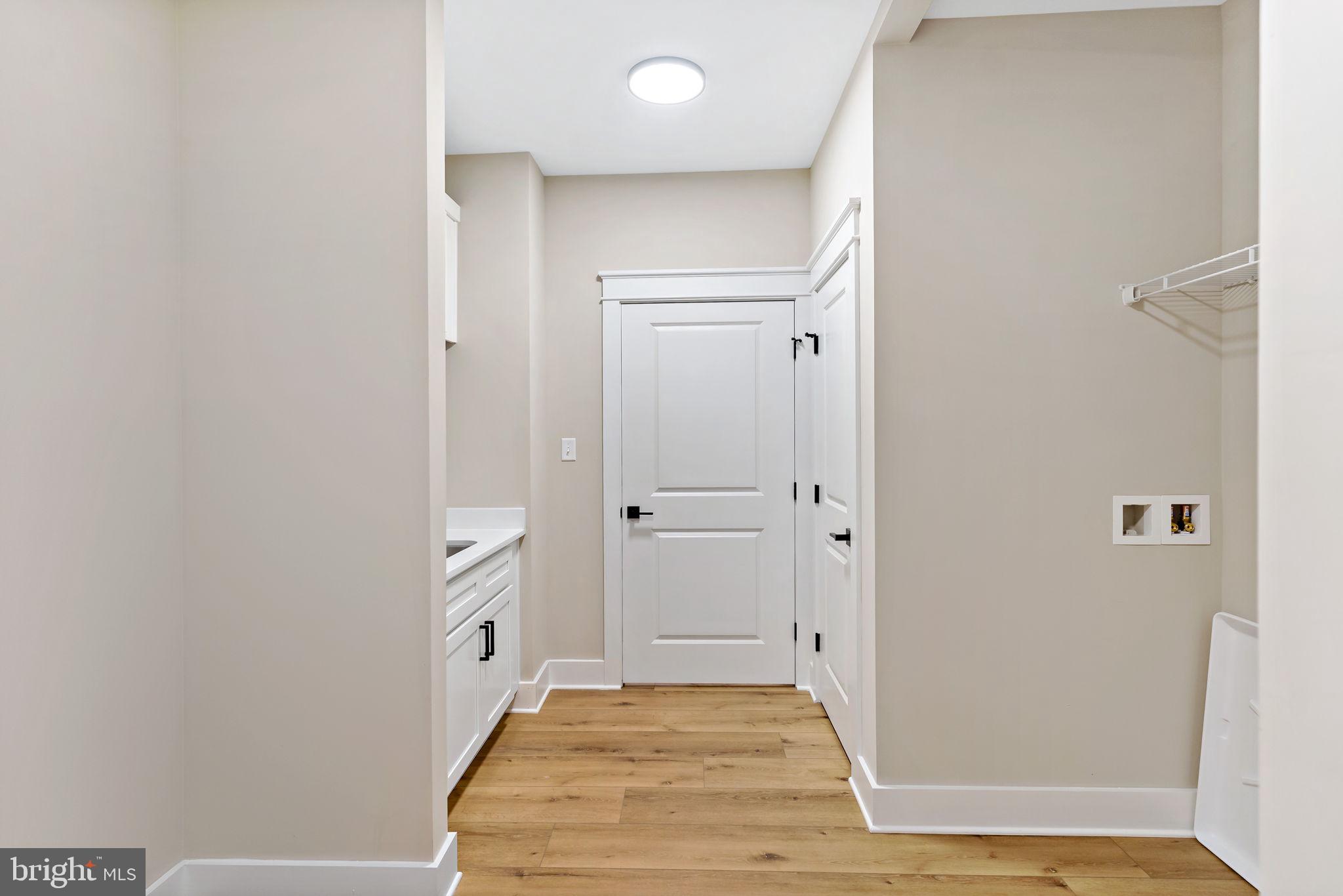 CORNERSTONE - Residential