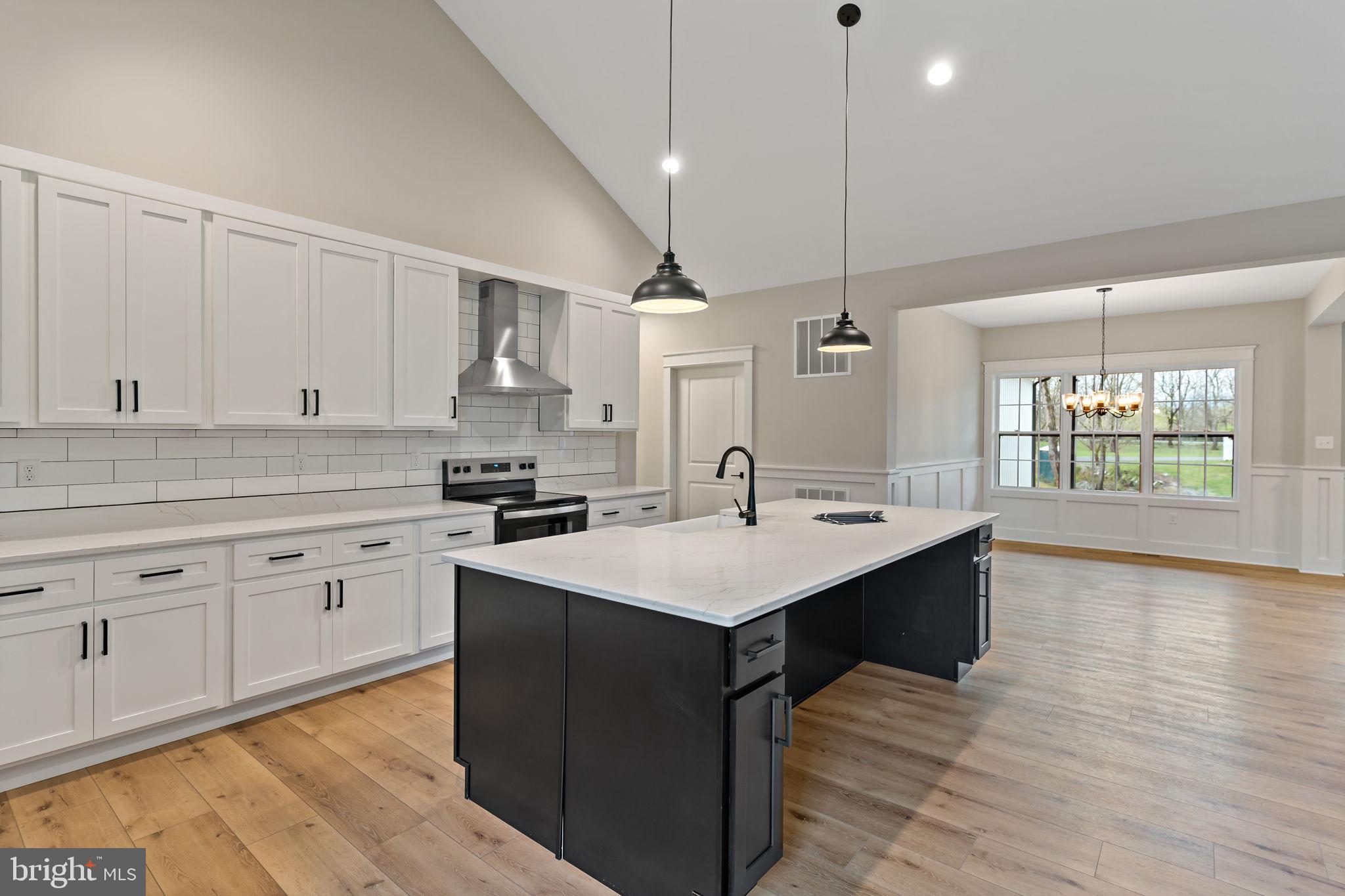 CORNERSTONE - Residential