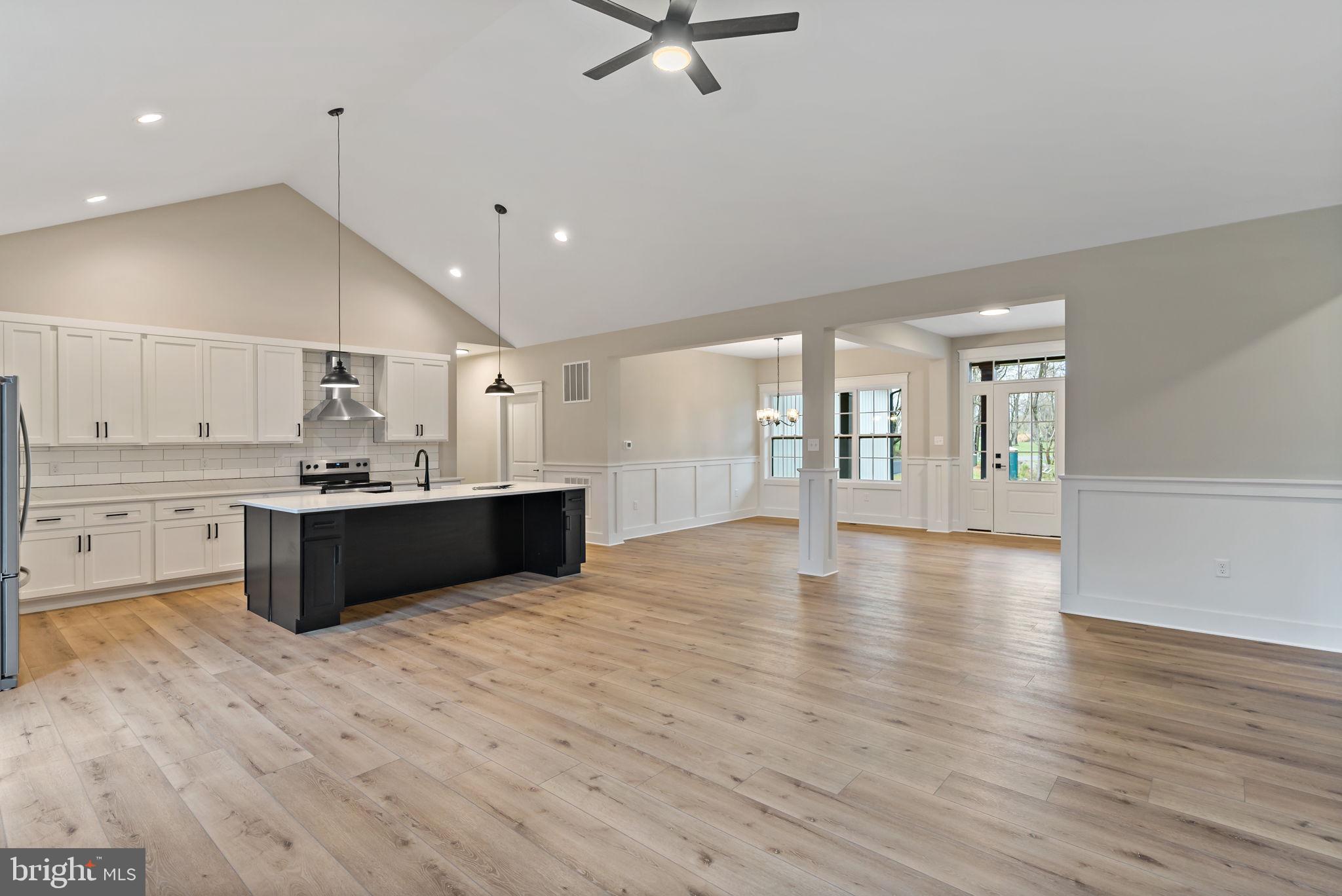 CORNERSTONE - Residential