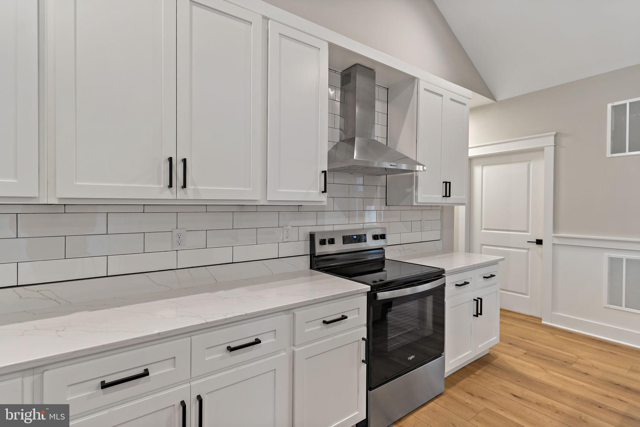 CORNERSTONE - Residential