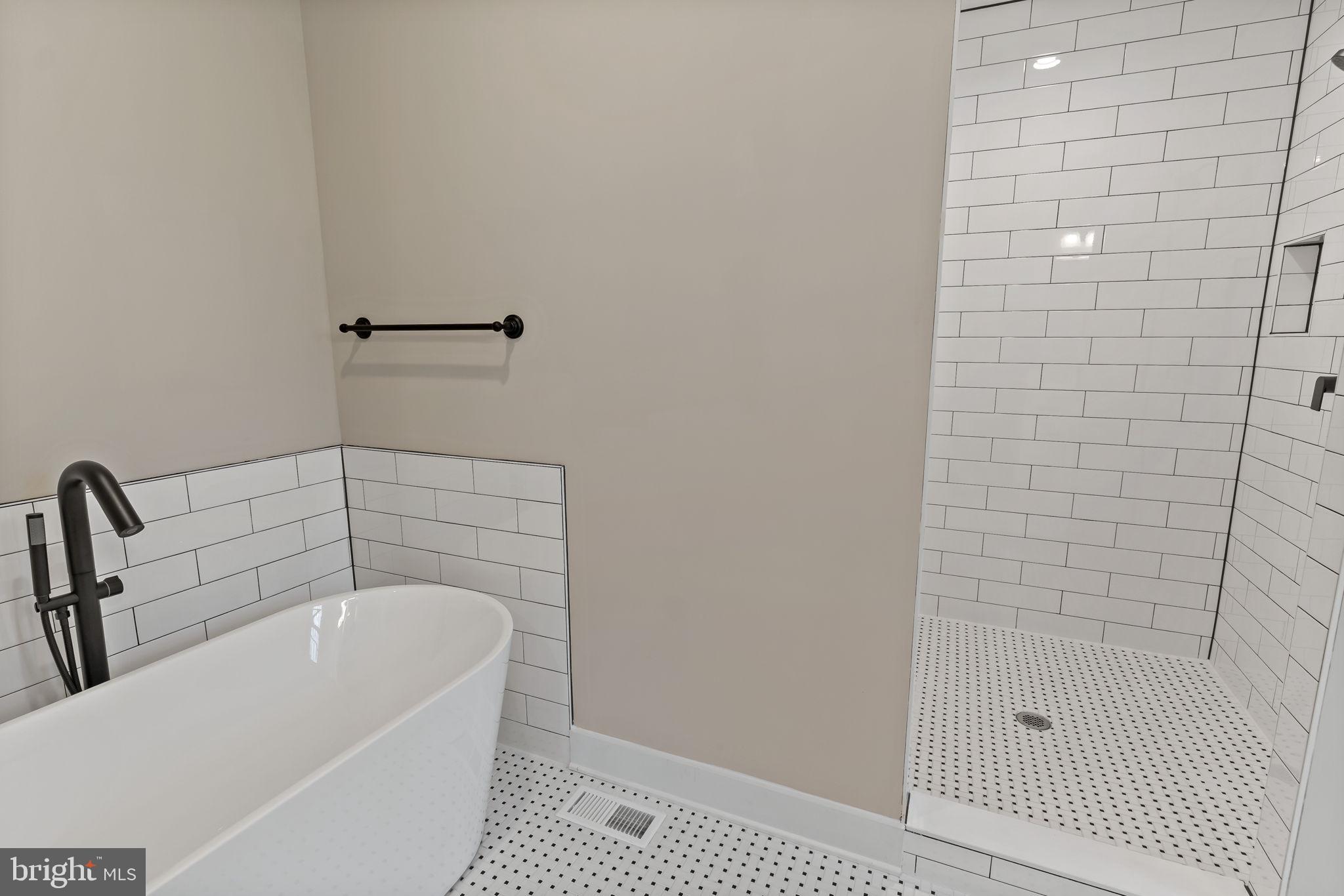 CORNERSTONE - Residential