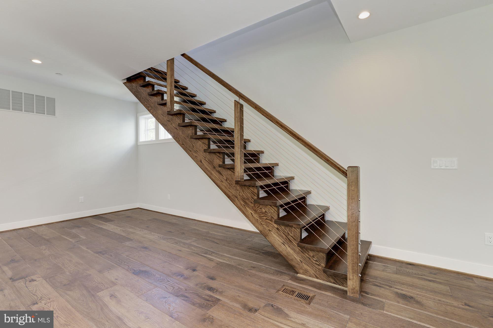 EASTPORT - Residential