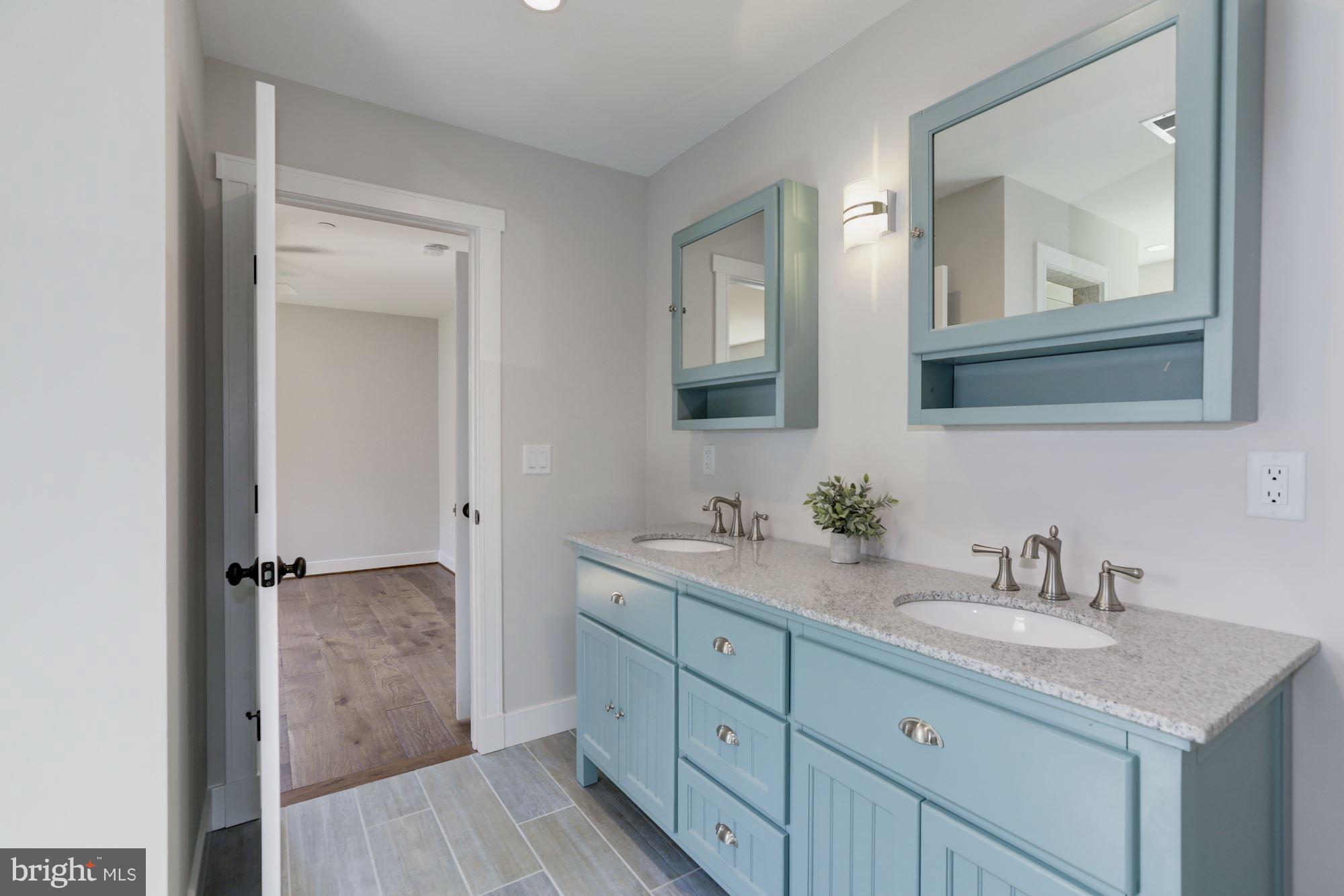 EASTPORT - Residential