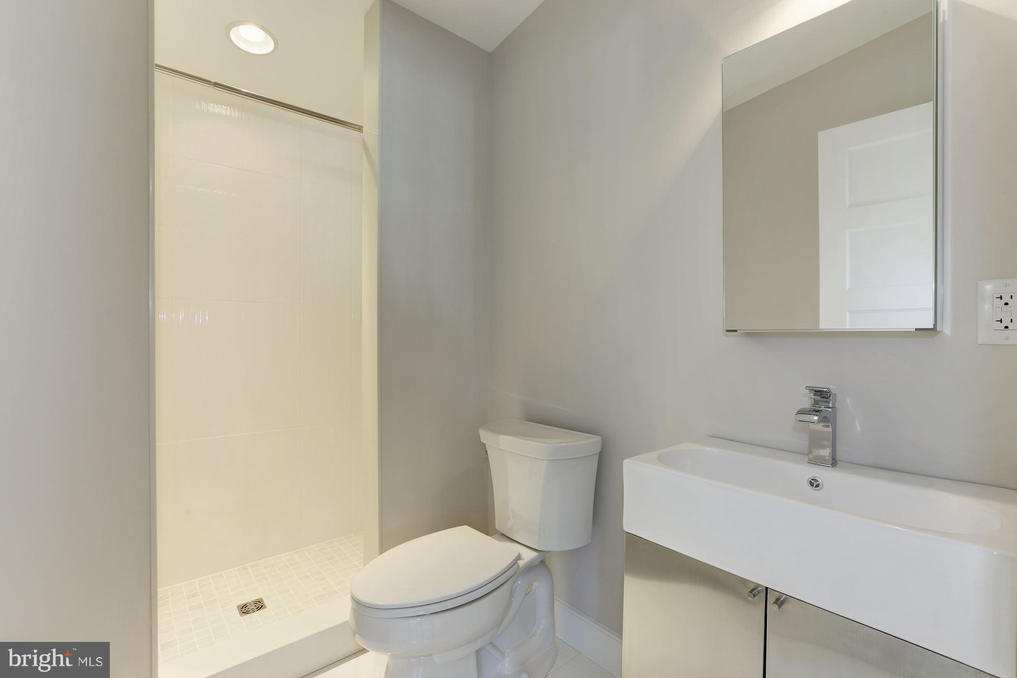 EASTPORT - Residential