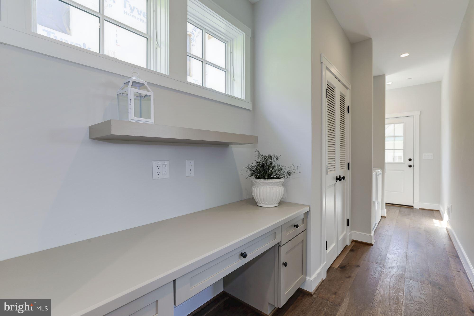 EASTPORT - Residential