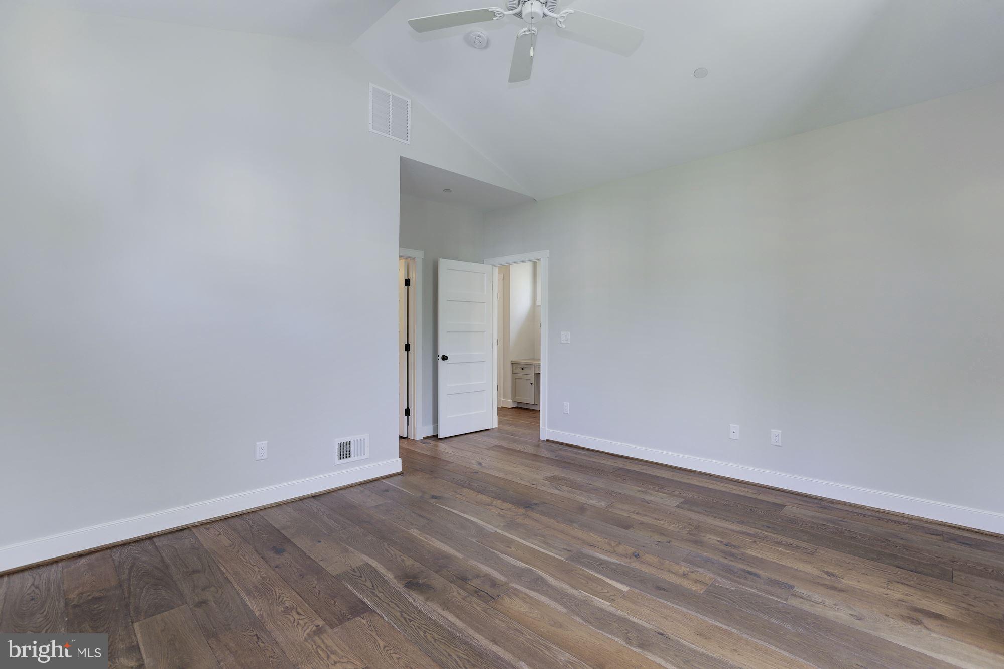 EASTPORT - Residential