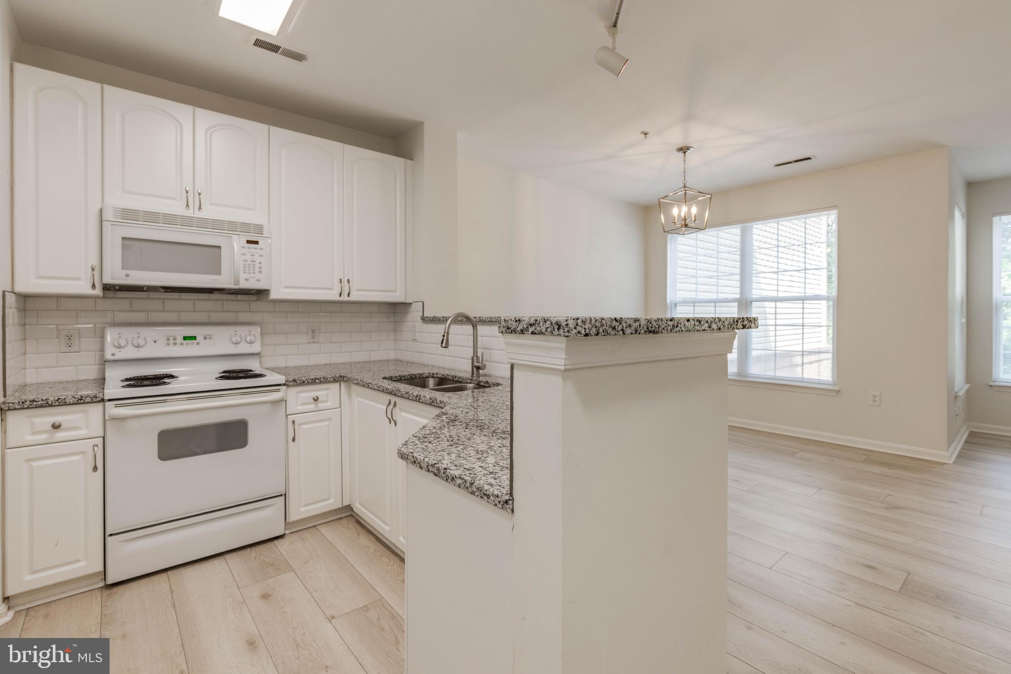 HIGH VIEW AT HUNT VALLEY - Residential